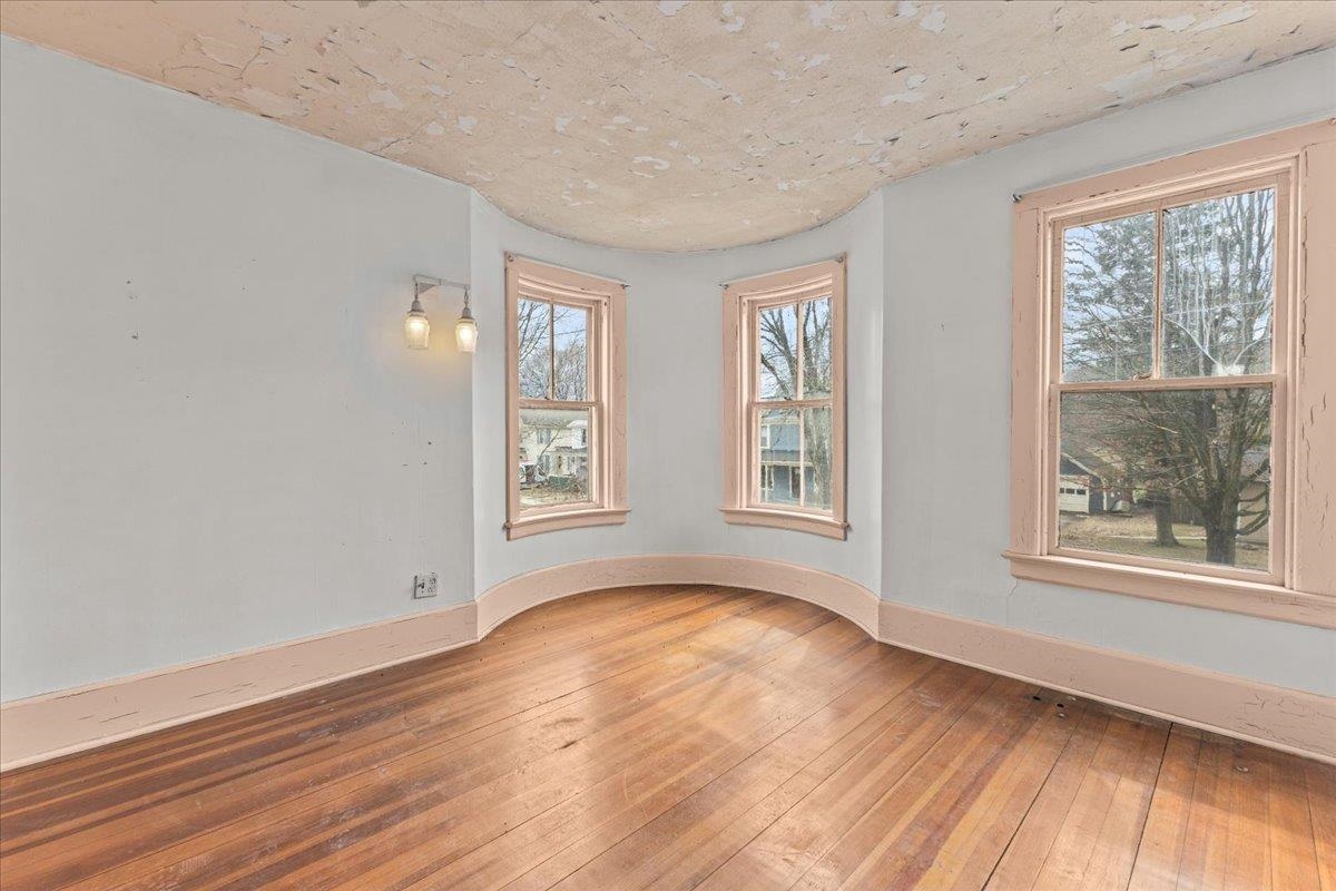 18 Randall Street Property Photo 28