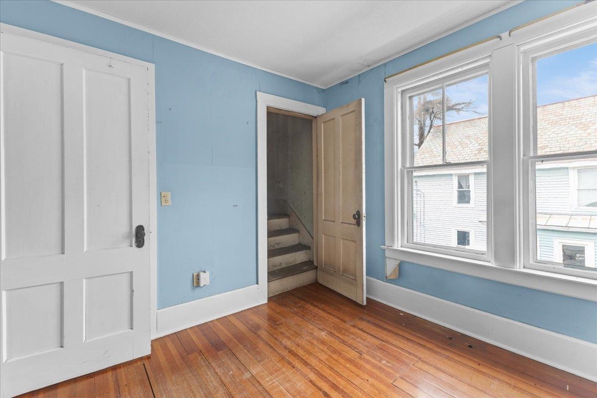 18 Randall Street Property Photo 33
