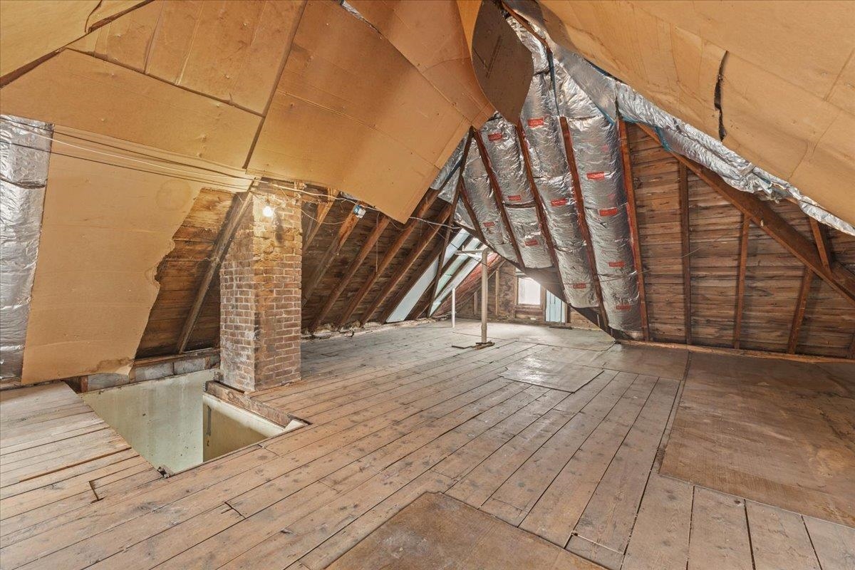 18 Randall Street Property Photo 36