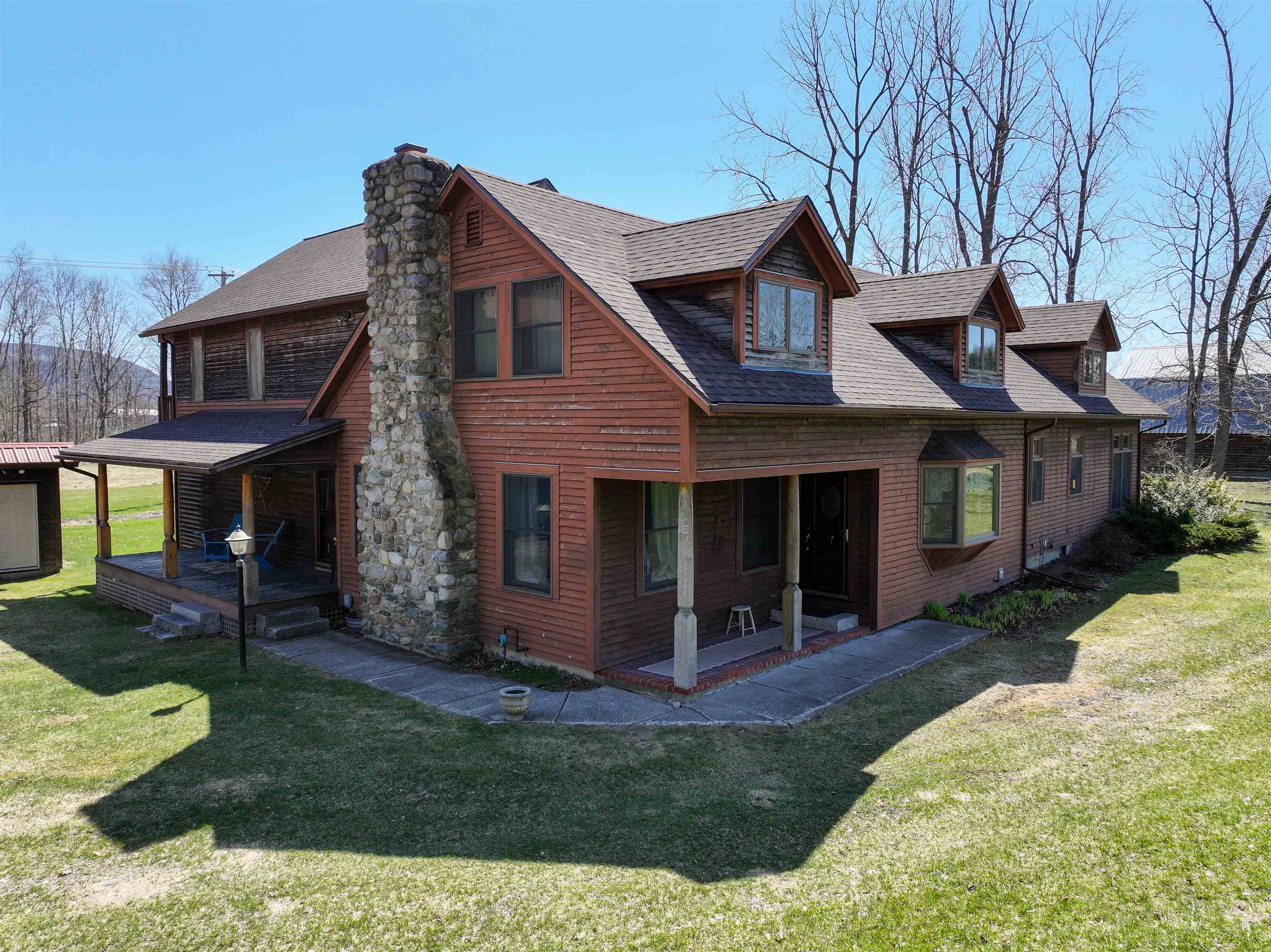 721 Hewitt Road Property Photo 1