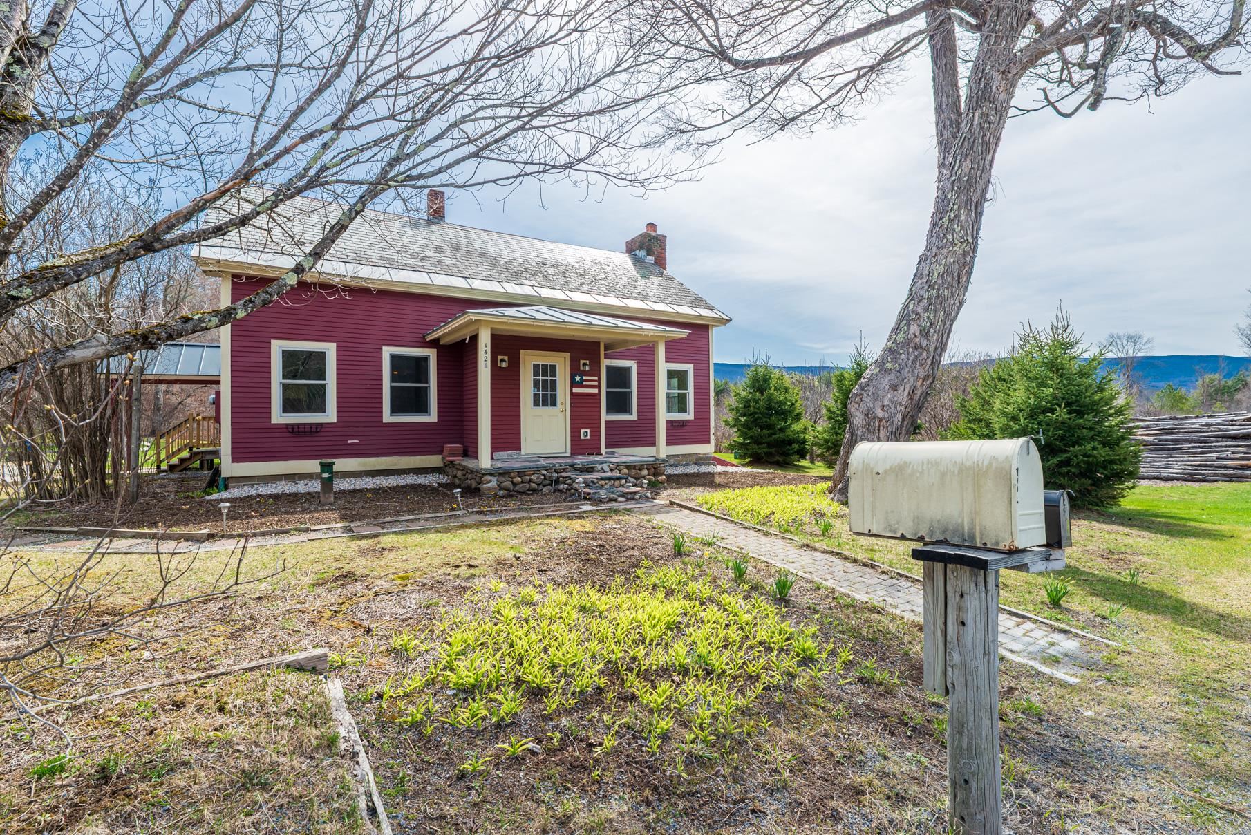 142 Mt Aeolus Road Property Photo