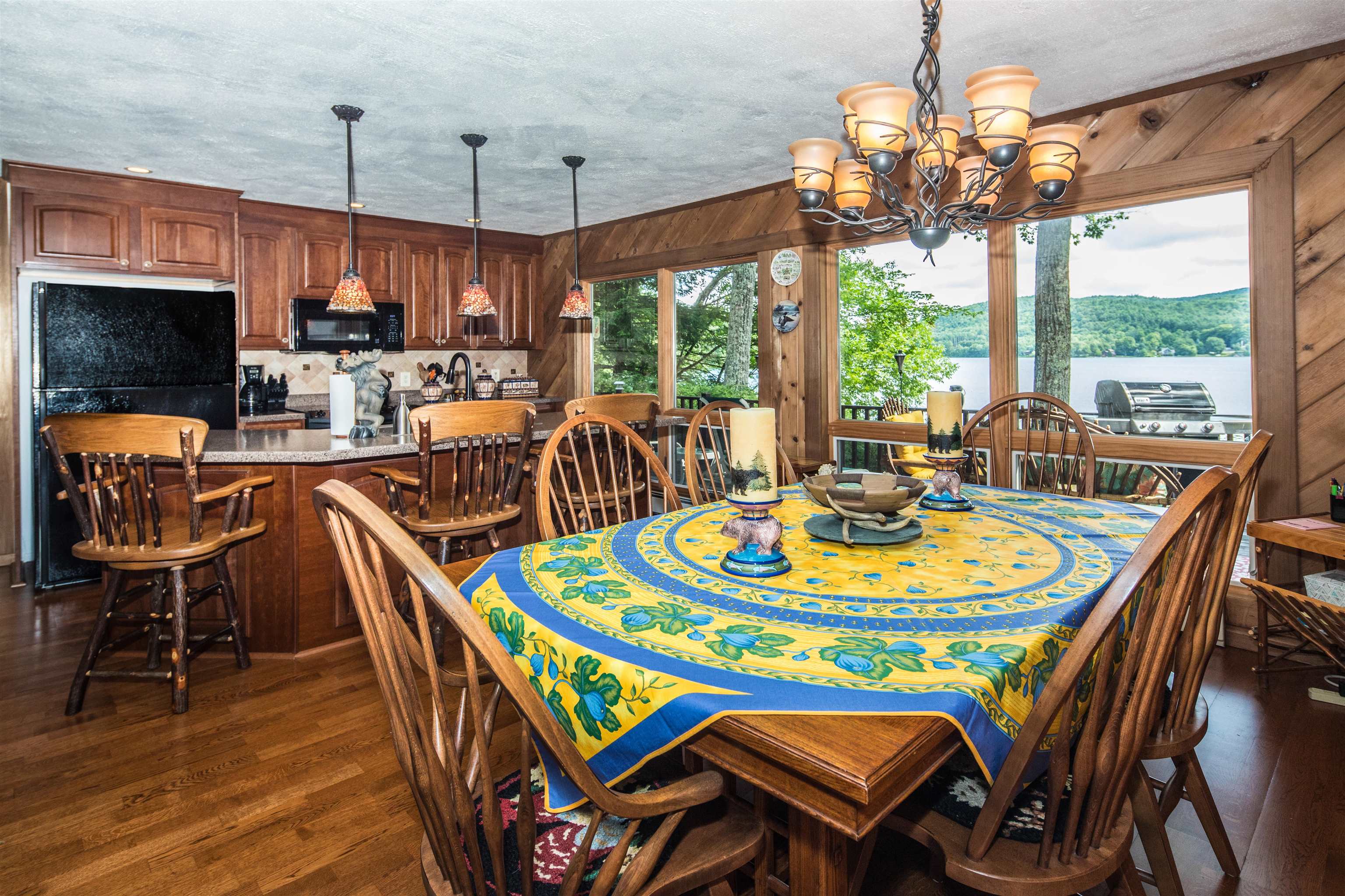 863 Birch Road Property Photo 10