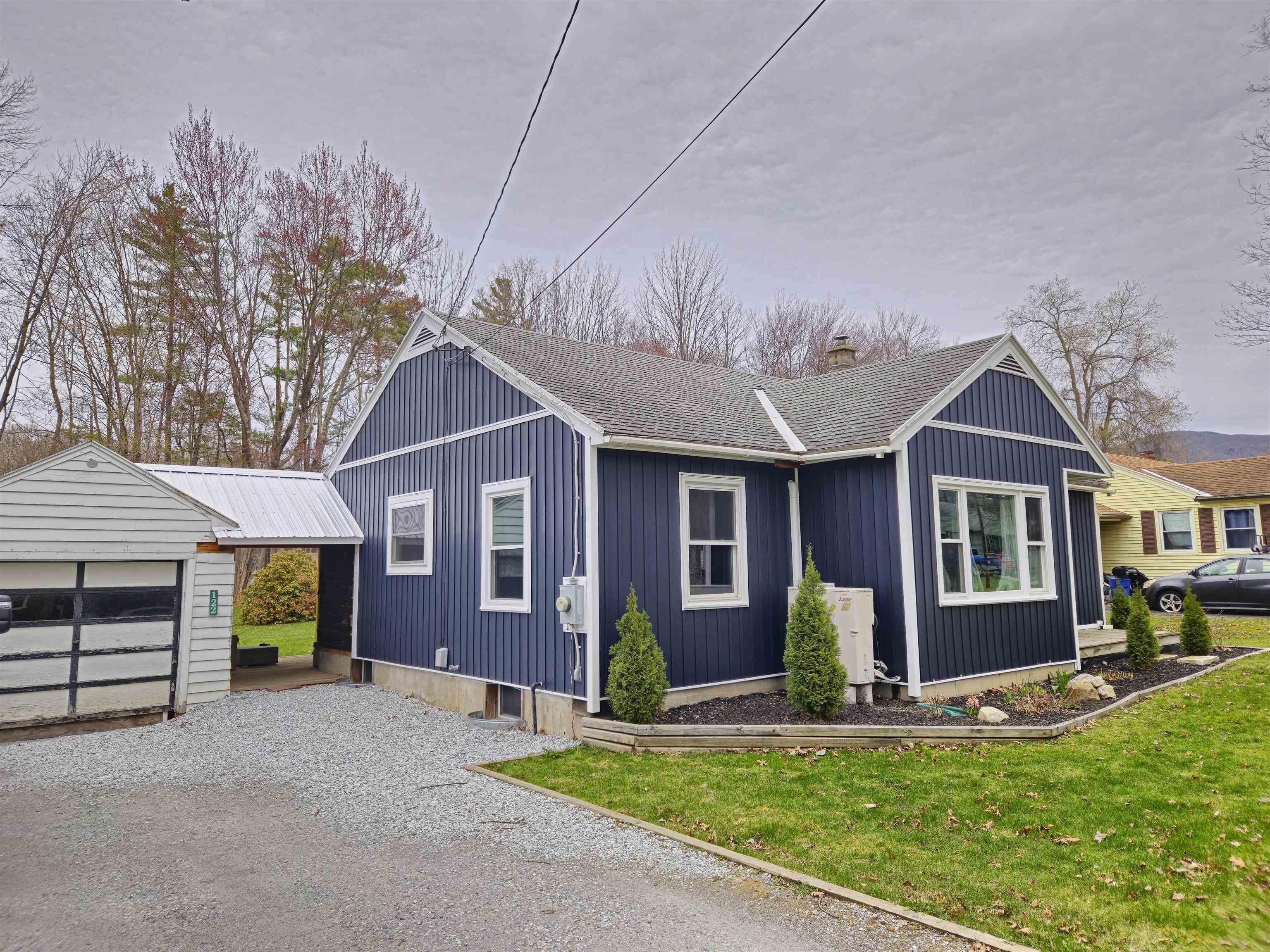 Clarendon Real Estate Listings Main Image