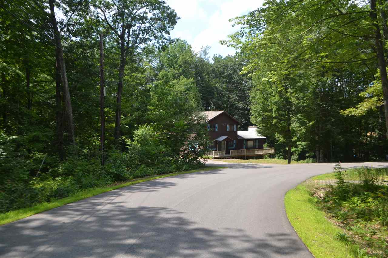 3 Laurel Circle Property Photo 3