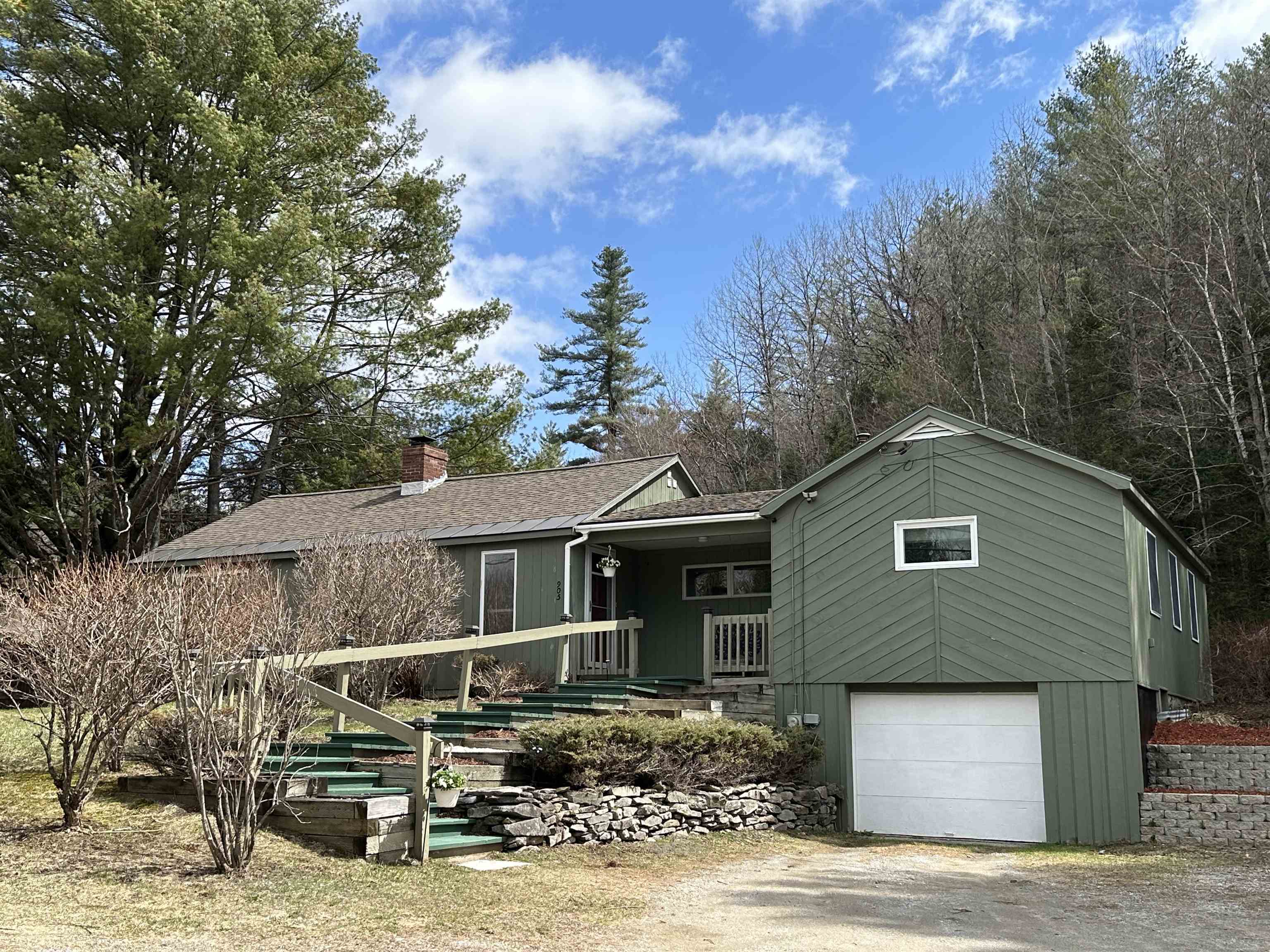 905 Route 100 Property Photo