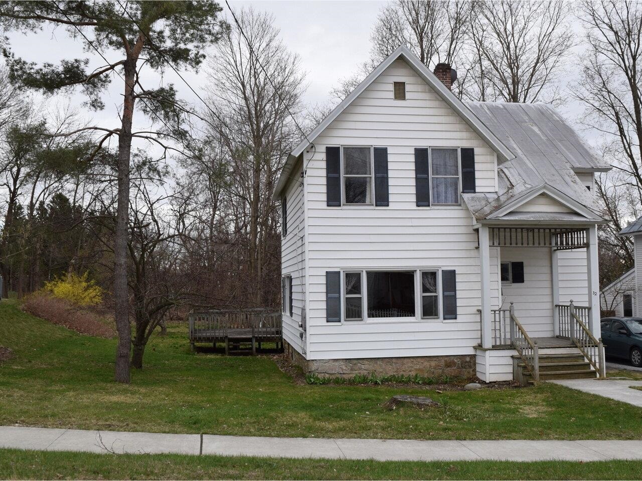 32 Brainerd Street Property Photo