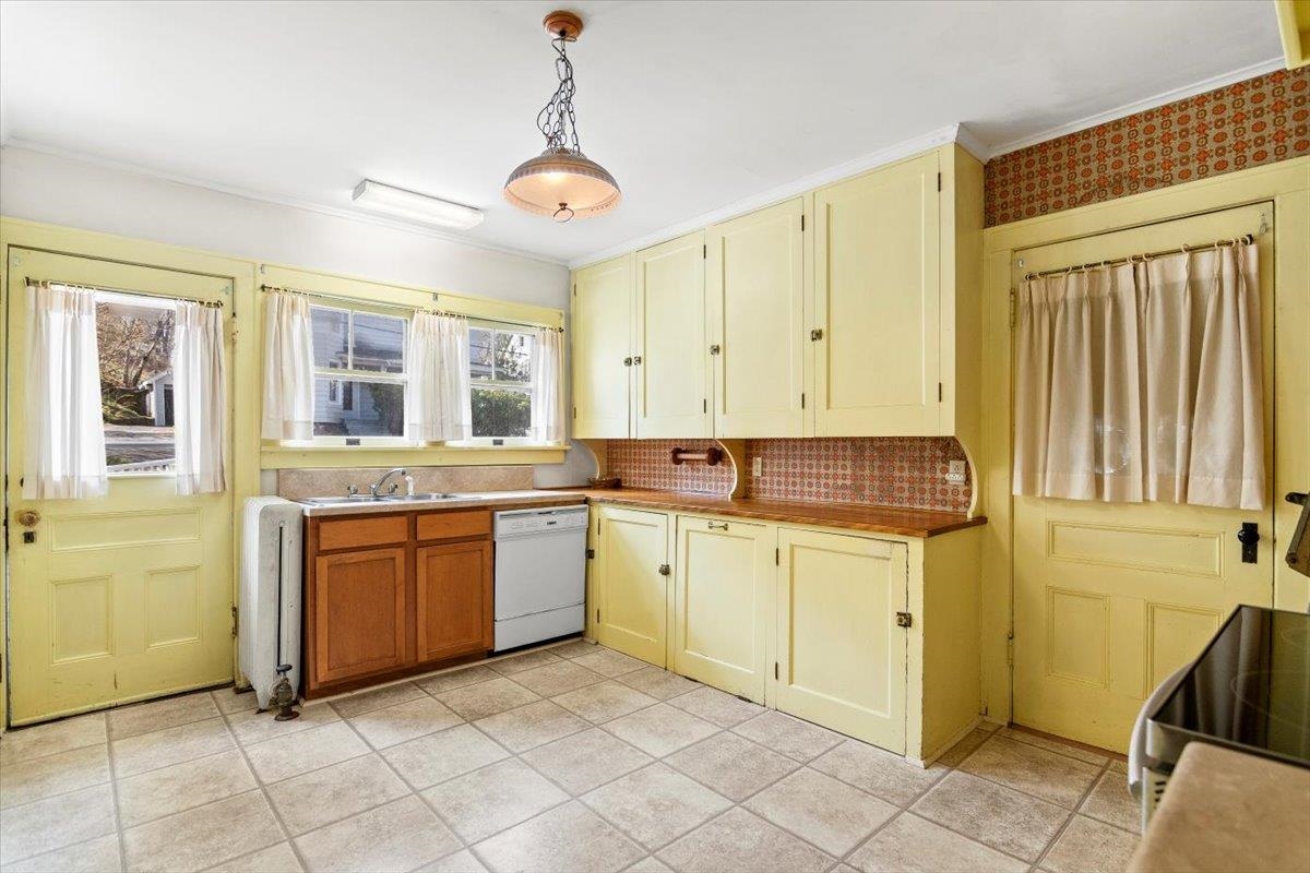 120 Imperial Avenue Property Photo 8