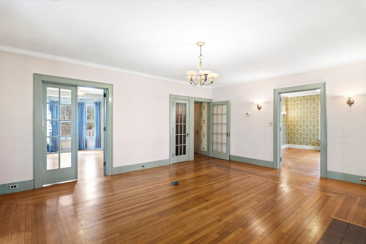 120 Imperial Avenue Property Photo 14