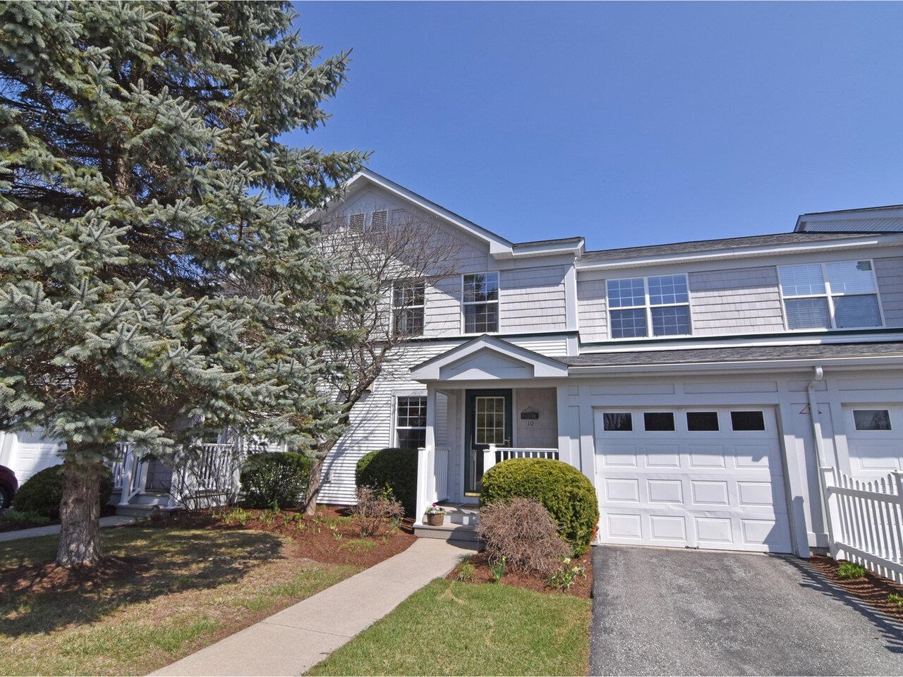 10 Stonington Circle Property Photo