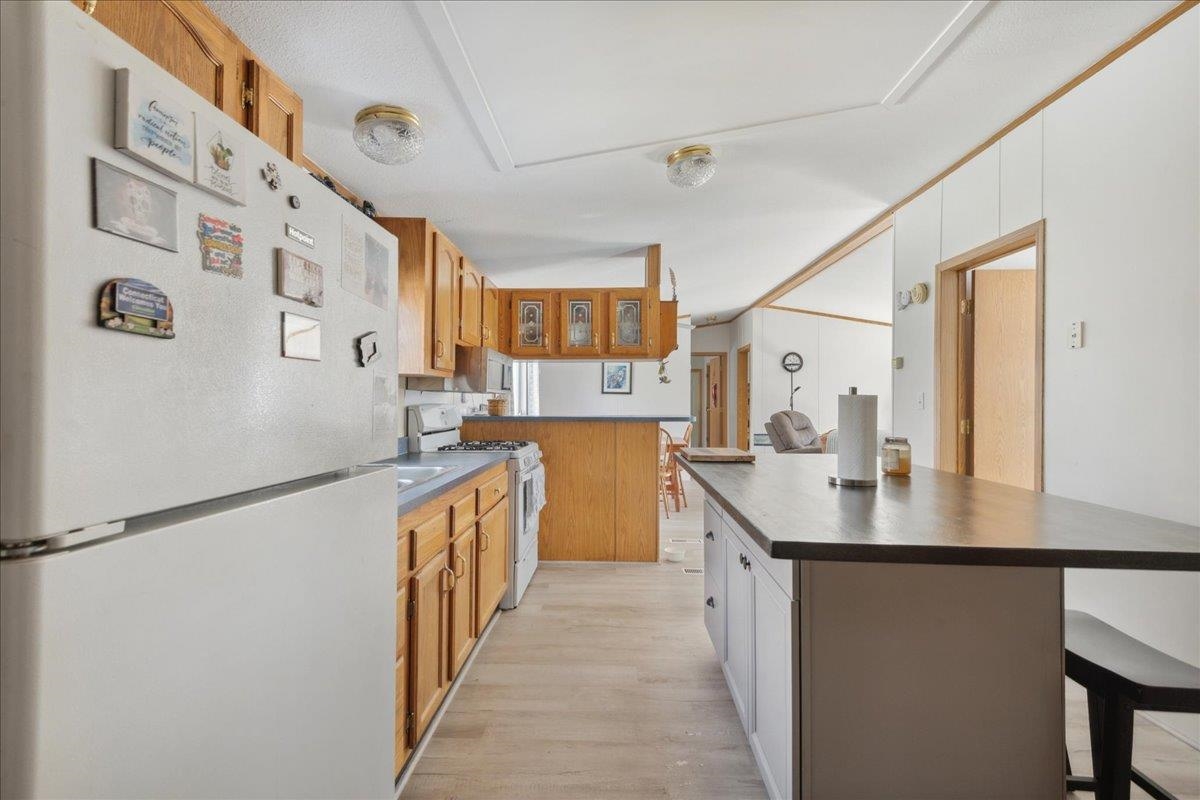 1928 West Lunenburg Road Property Photo 10