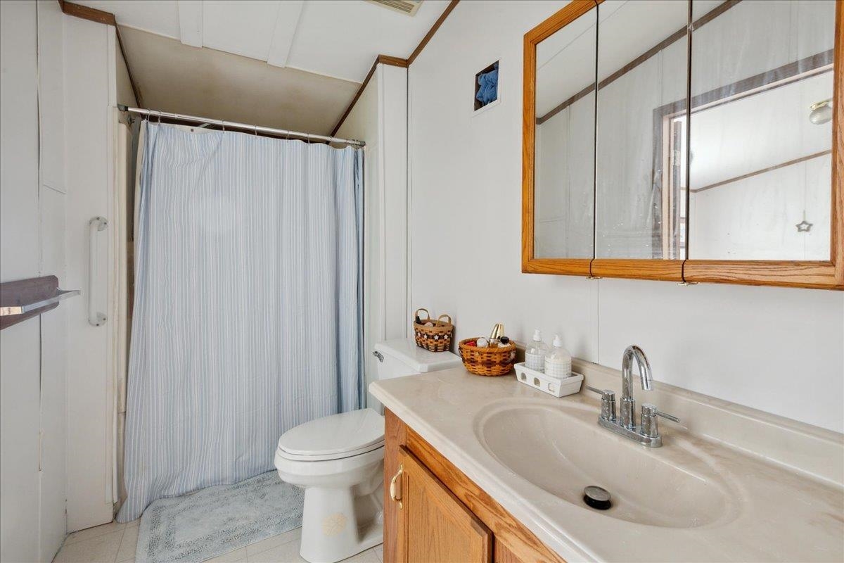 1928 West Lunenburg Road Property Photo 19