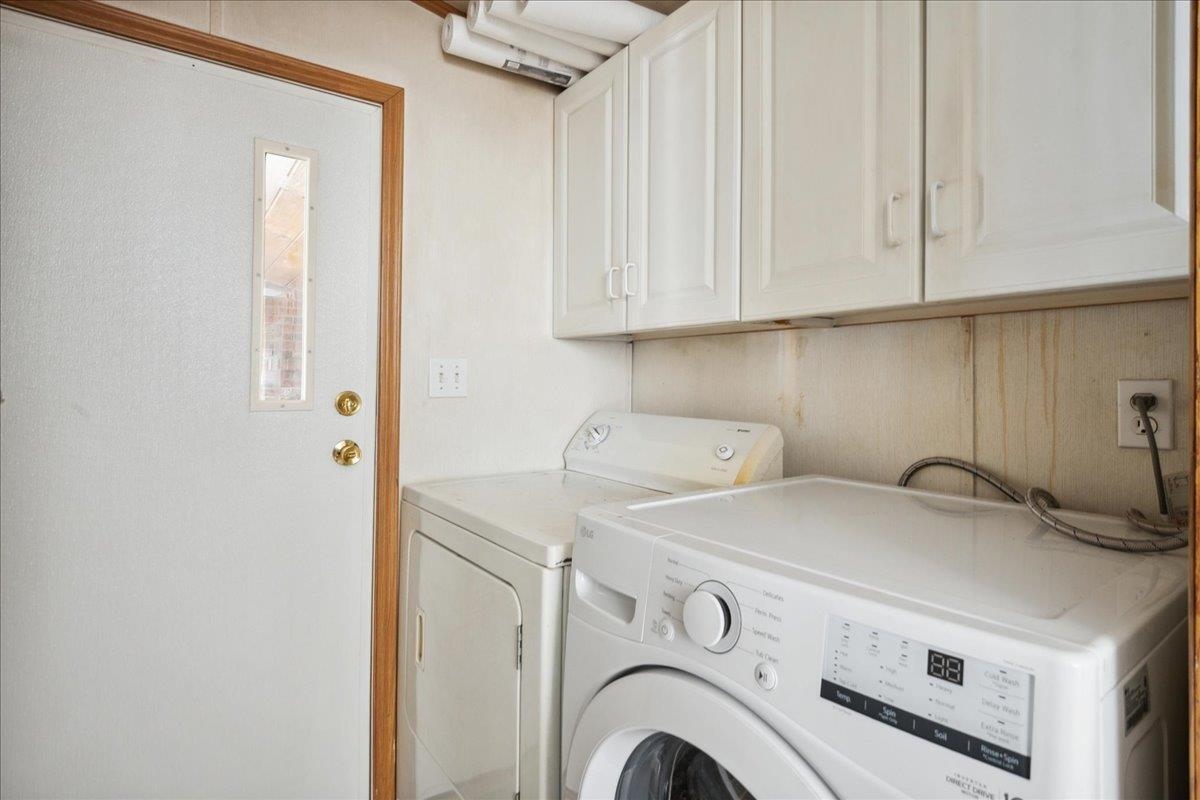 1928 West Lunenburg Road Property Photo 21