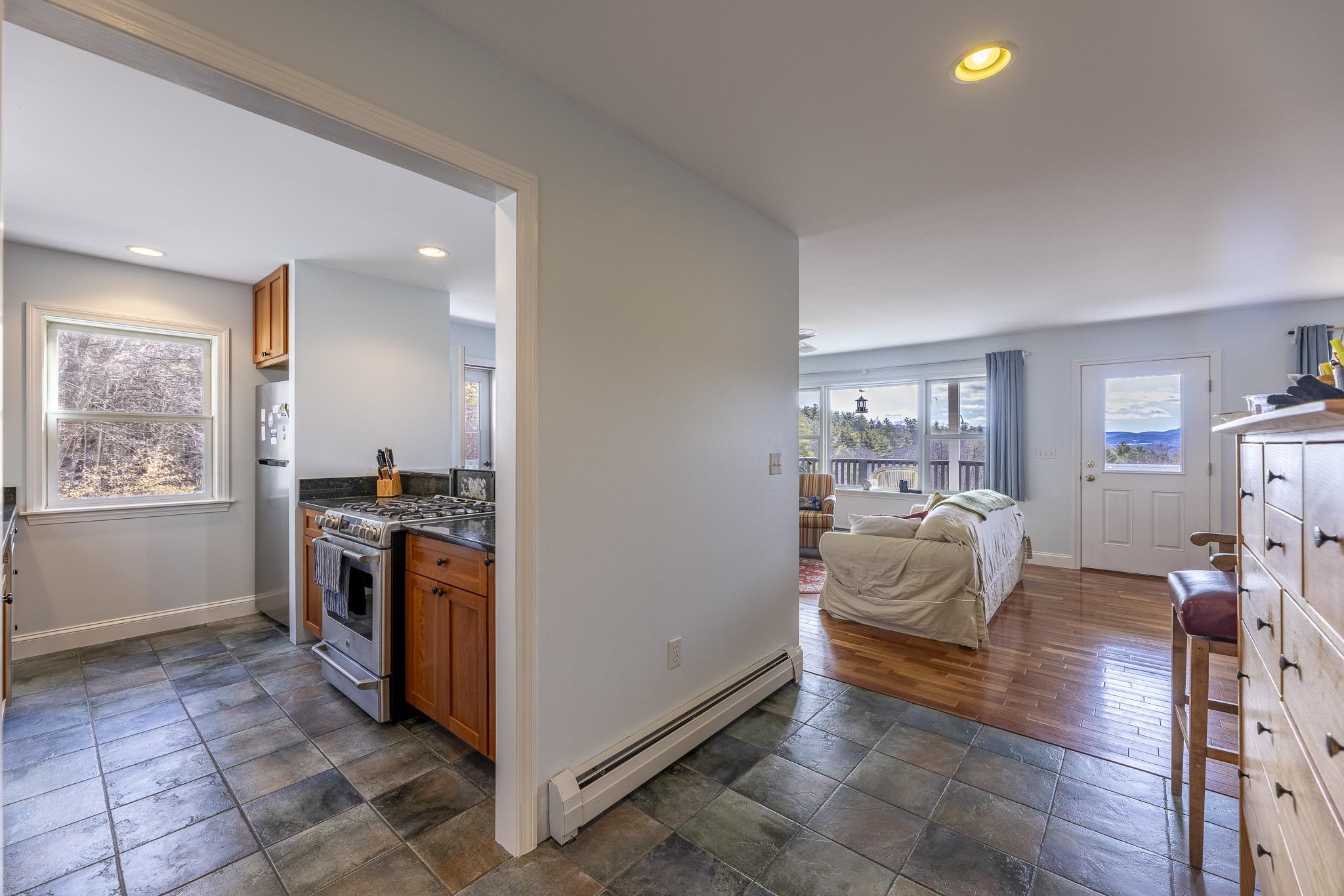 553 Bragg Hill Road Property Photo 7