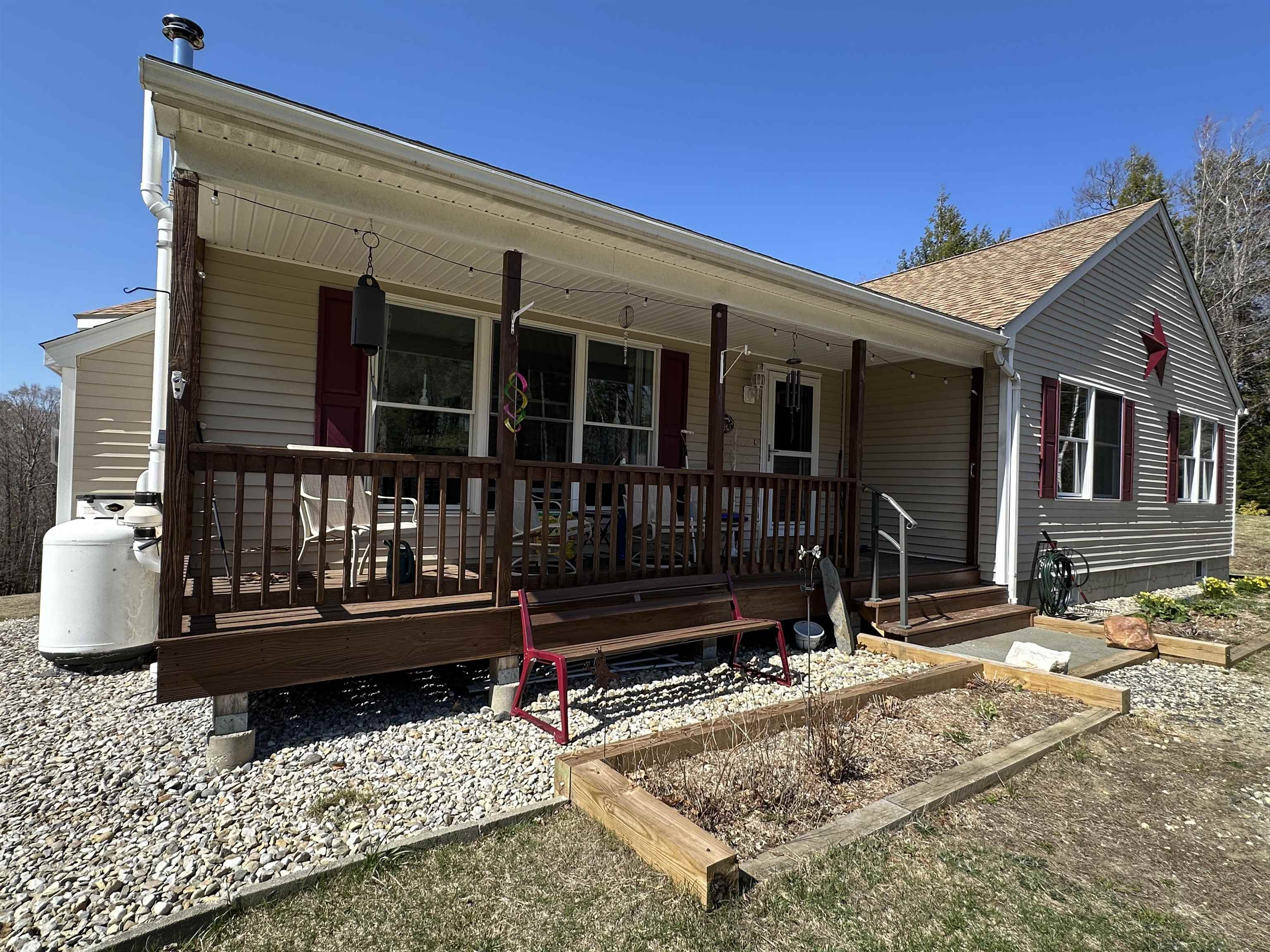 2193 Old County Road Property Photo