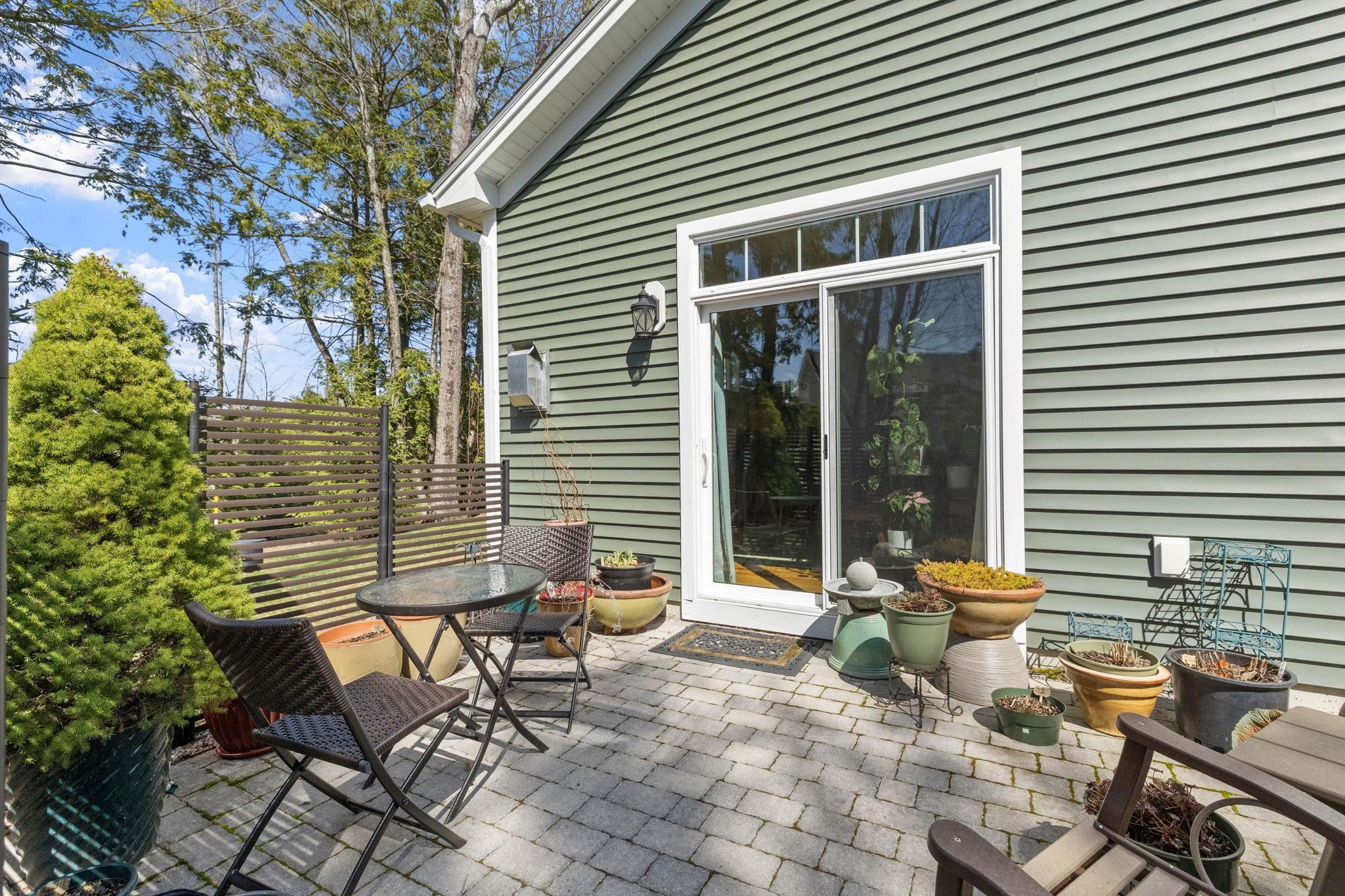 13 Green Road Property Photo 45