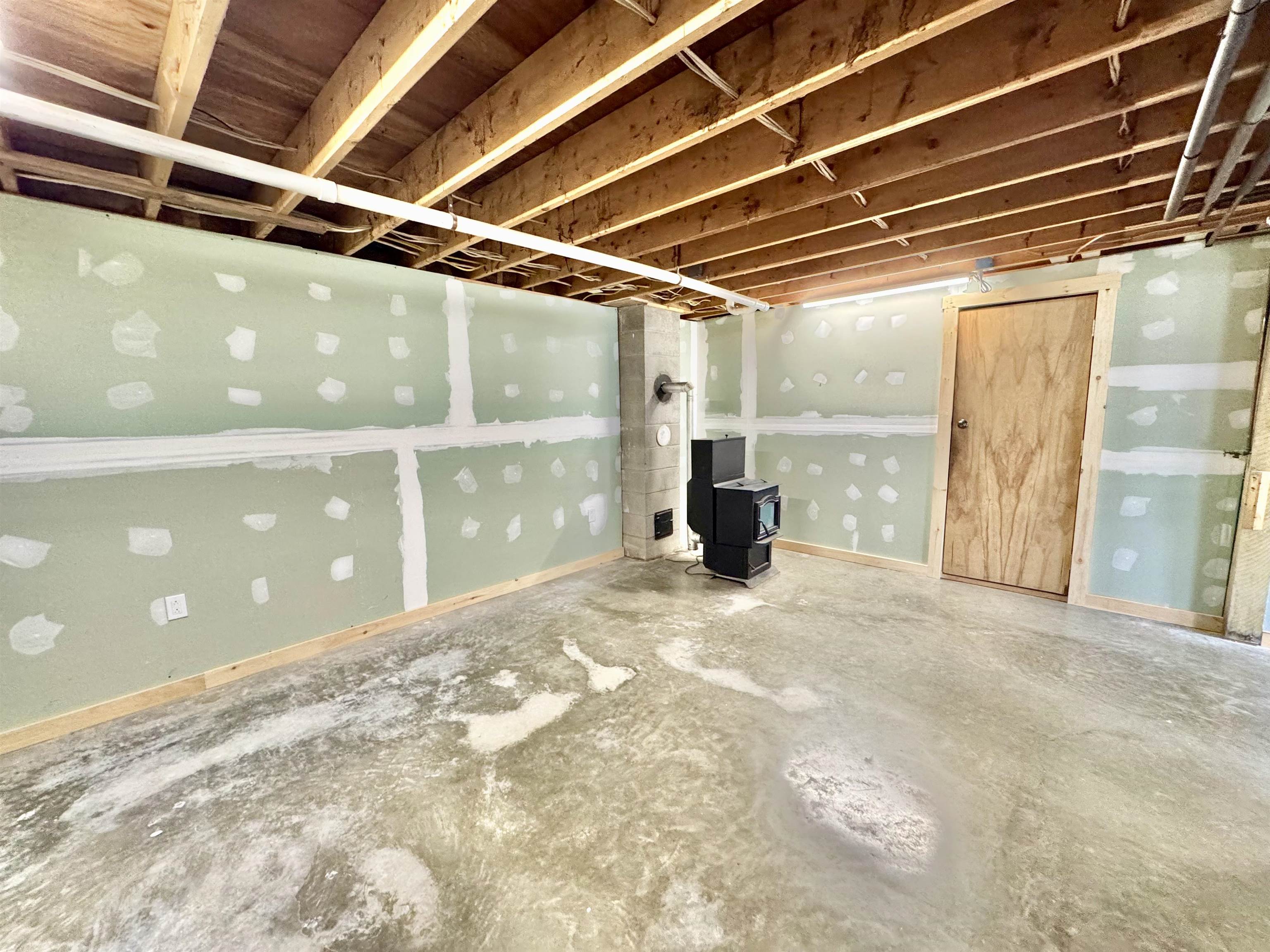278 Longmoore Drive Property Photo 14