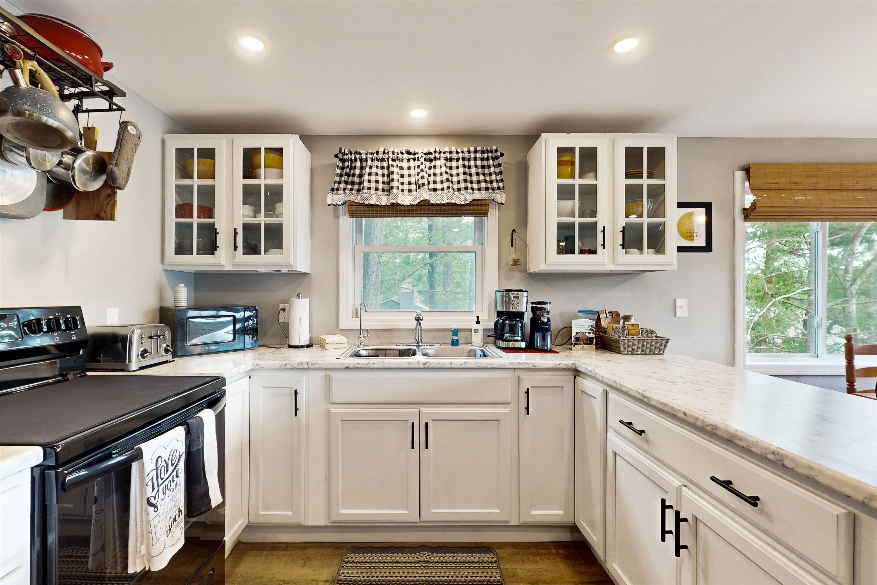 95 Rockview Road Property Photo 6