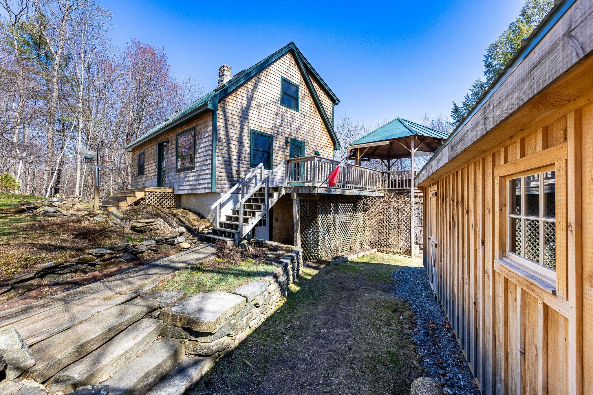 1165 Podunk Road Property Photo 2