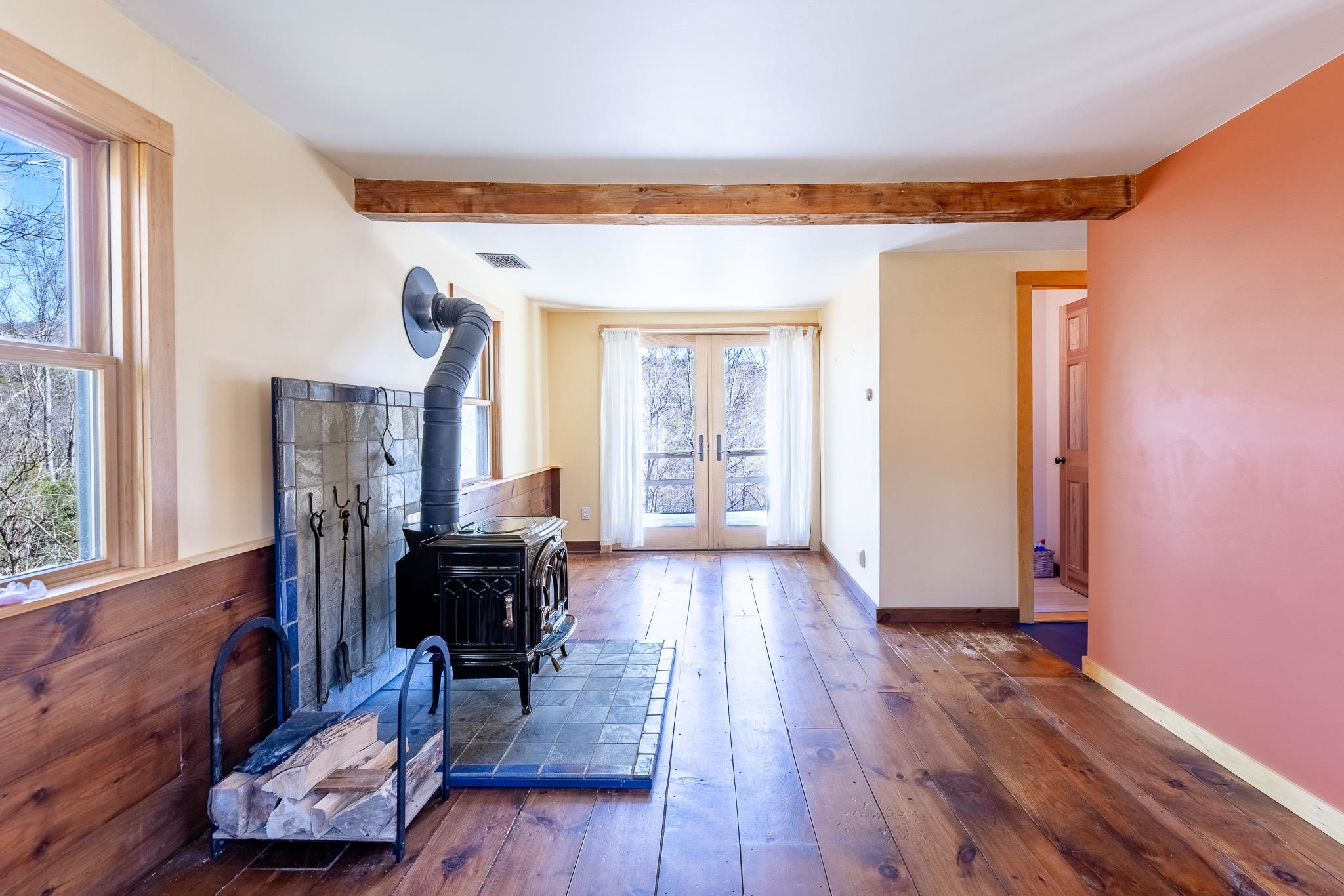 1165 Podunk Road Property Photo 8