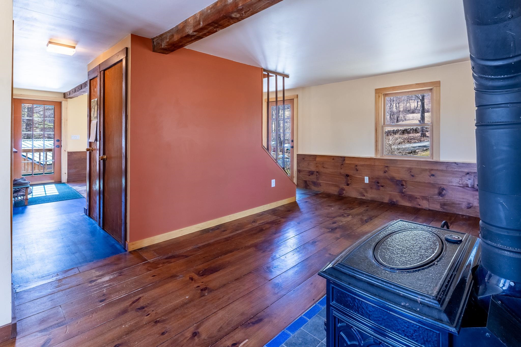 1165 Podunk Road Property Photo 9