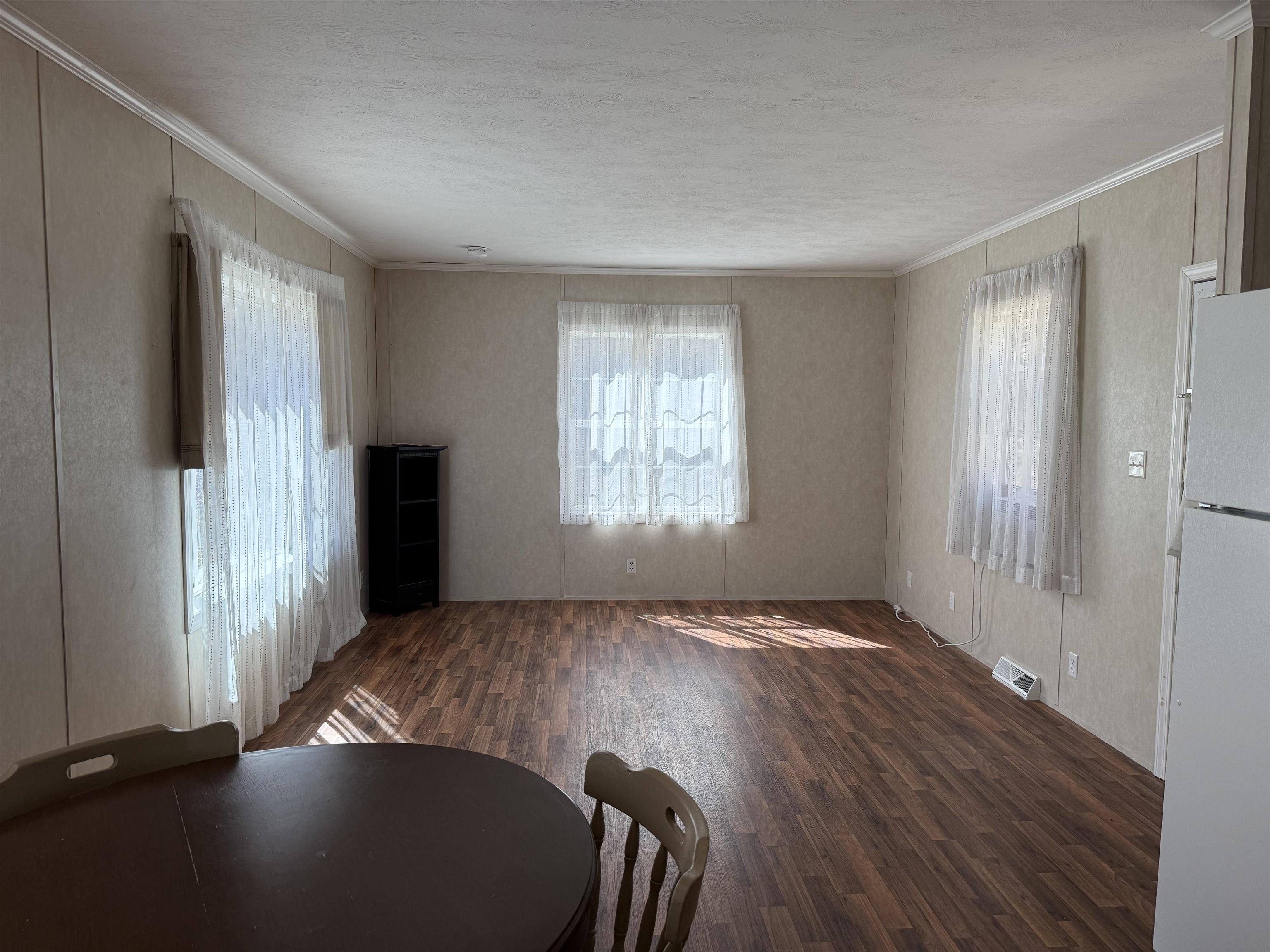 501 Gates Road Property Photo 9