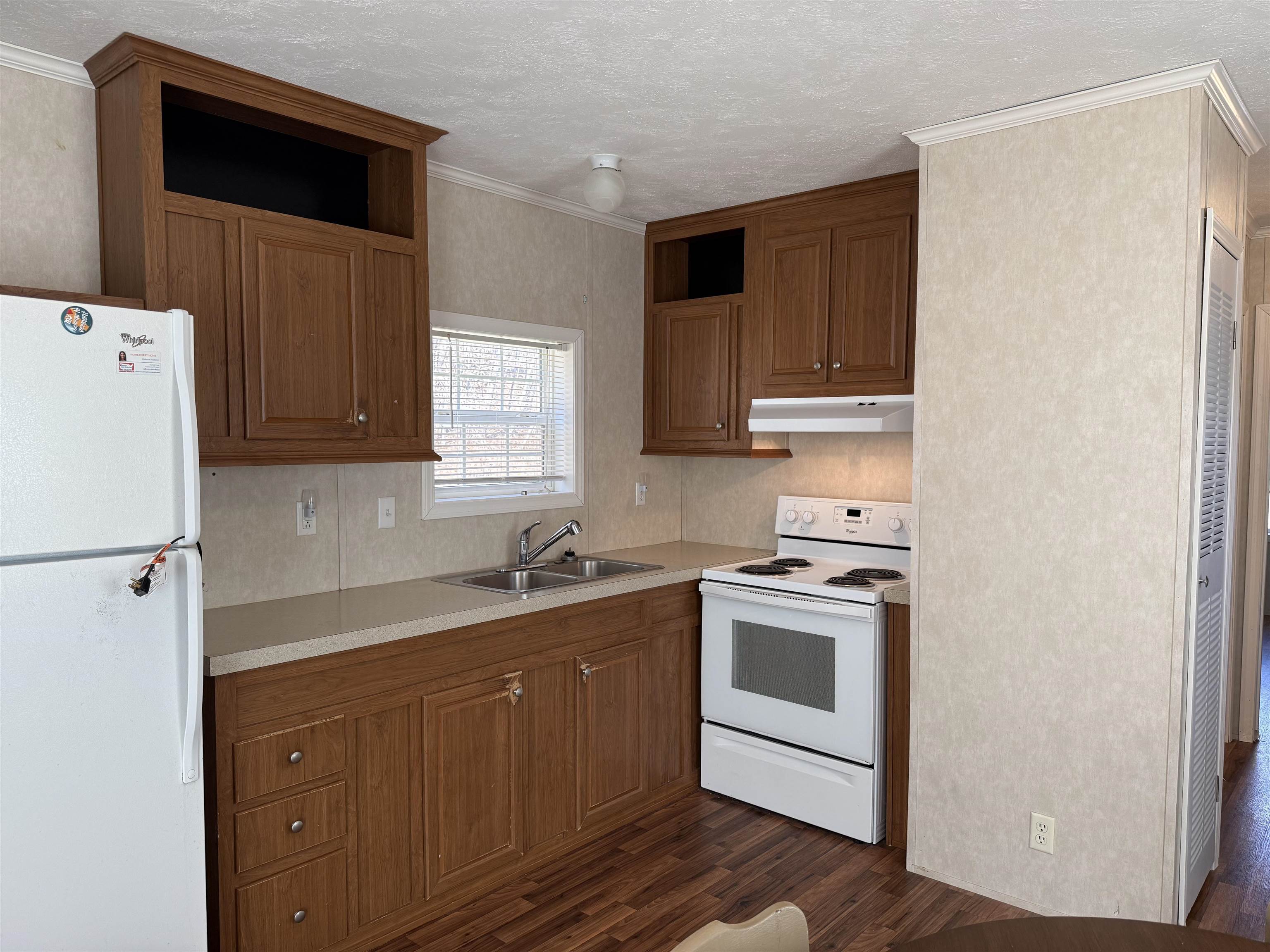 501 Gates Road Property Photo 11