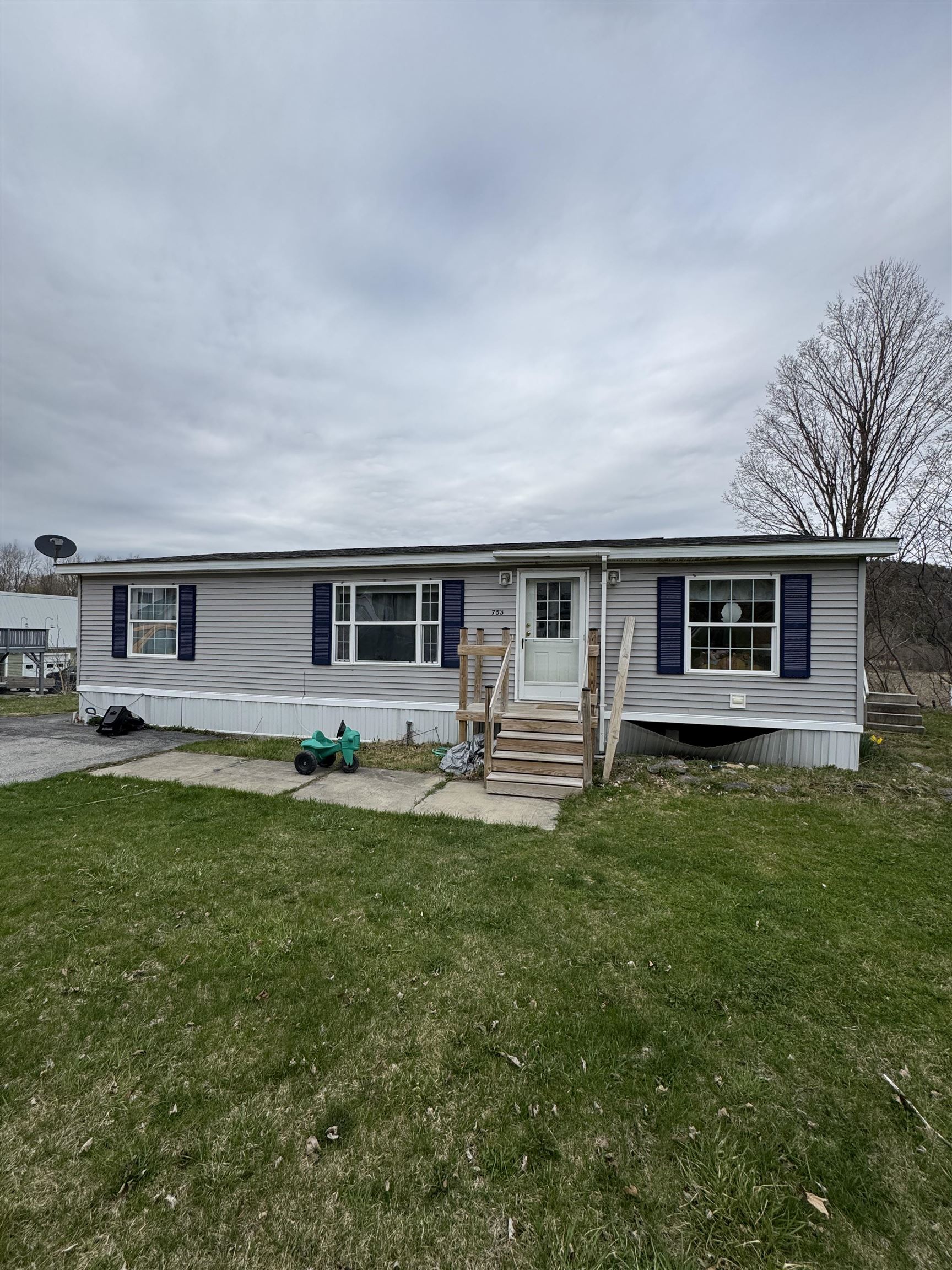 West Rutland Real Estate Listings Main Image