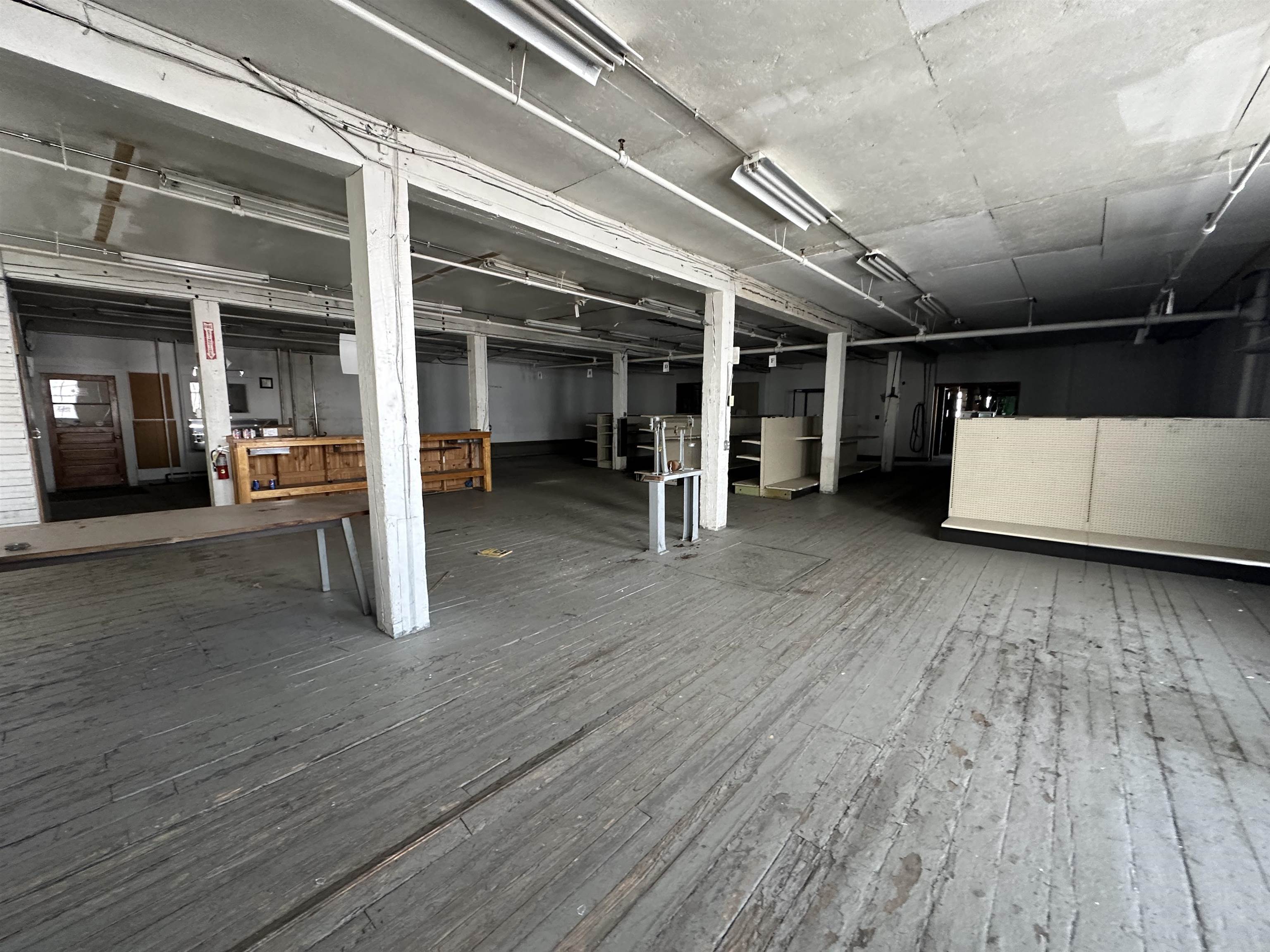 2 Pine Street Property Photo 20