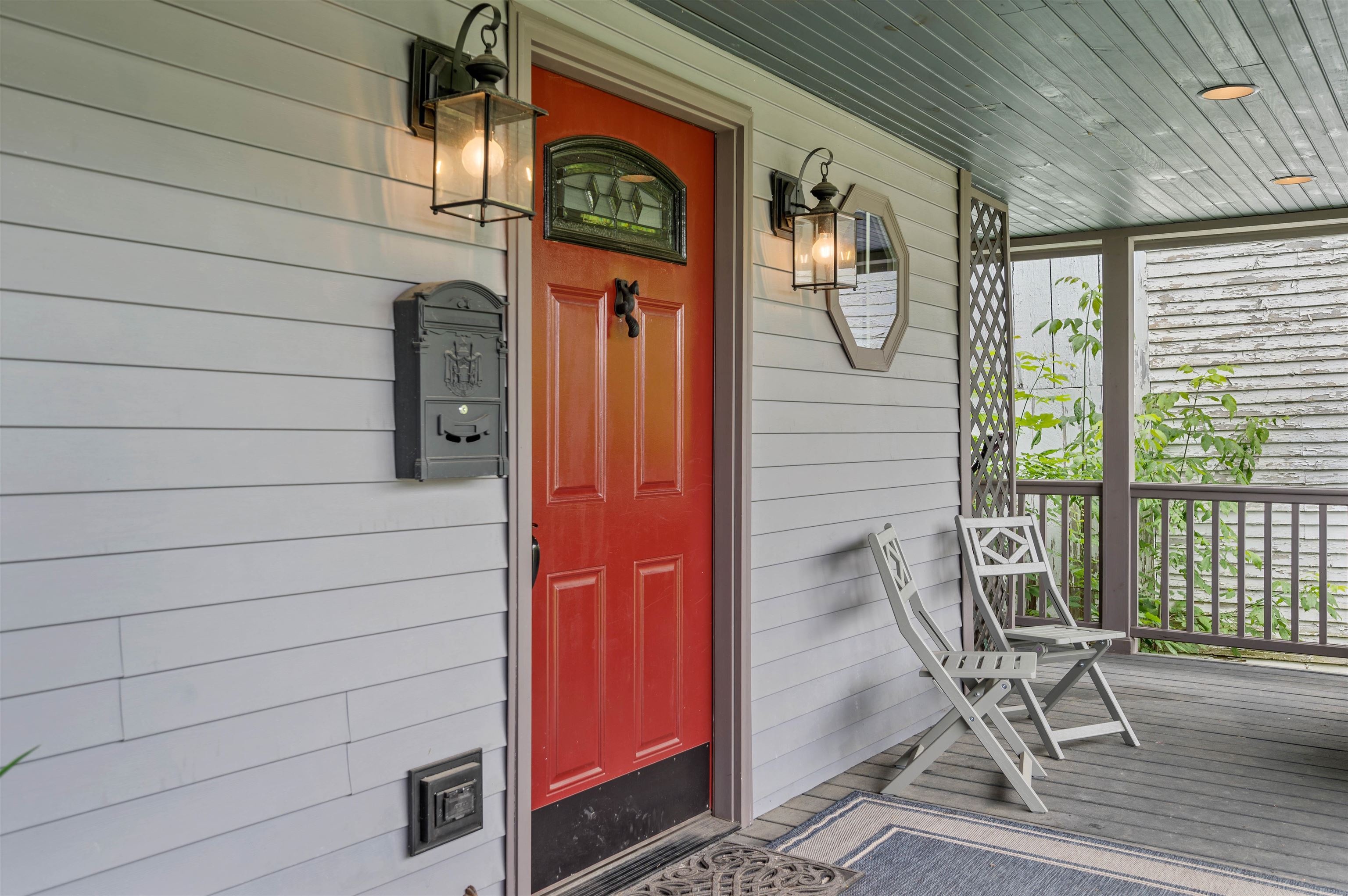 304 Wall Street Property Photo 6