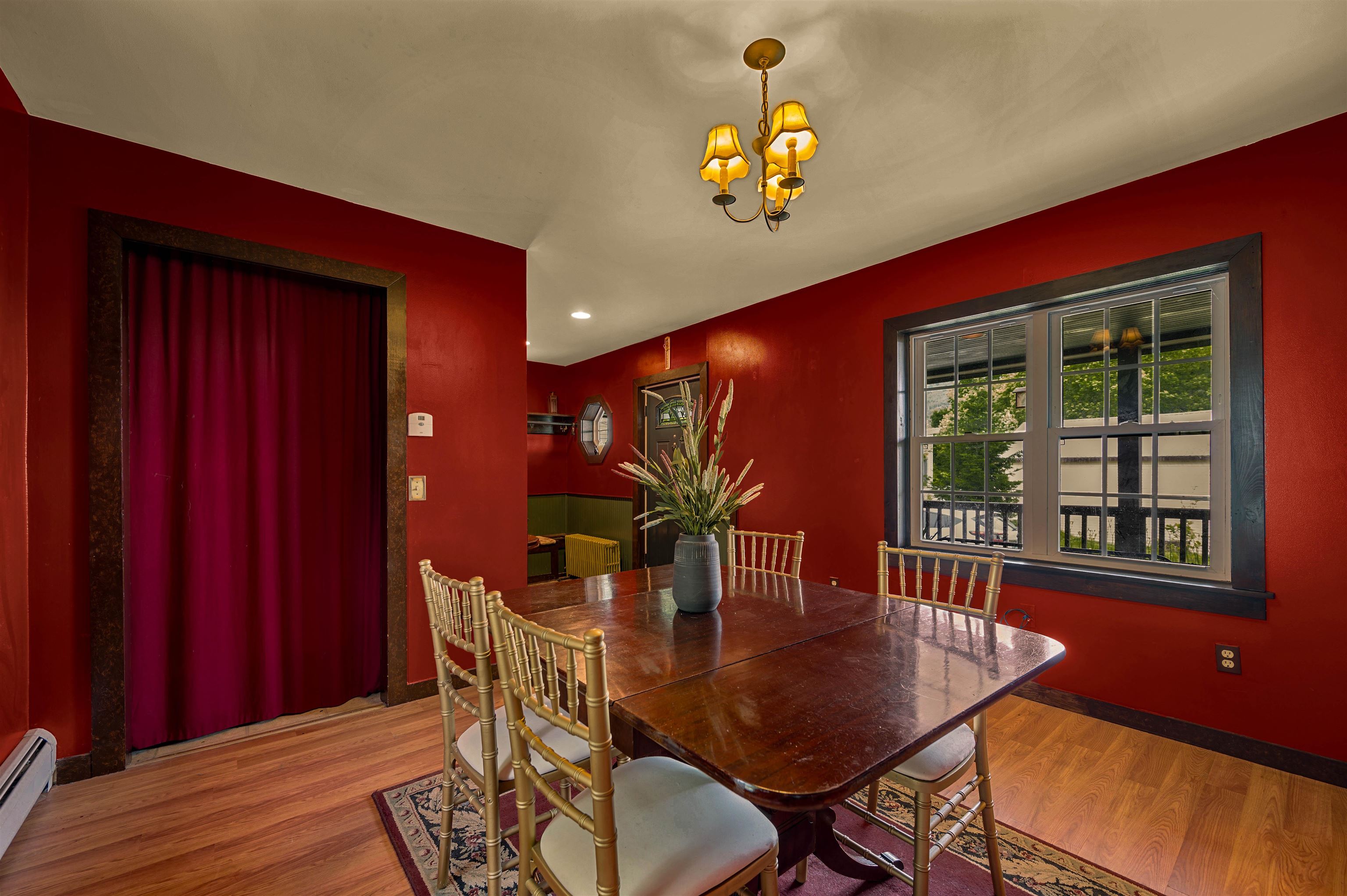 304 Wall Street Property Photo 10