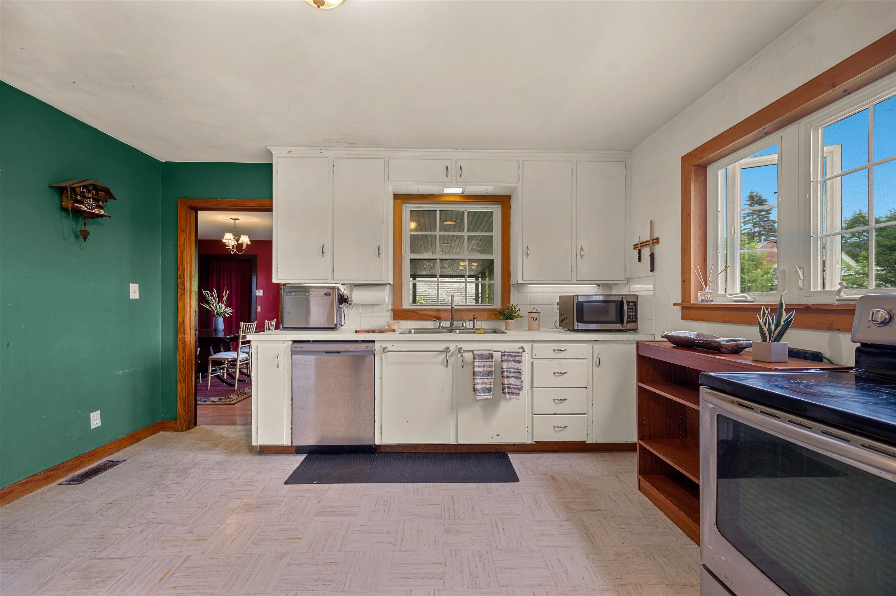 304 Wall Street Property Photo 13
