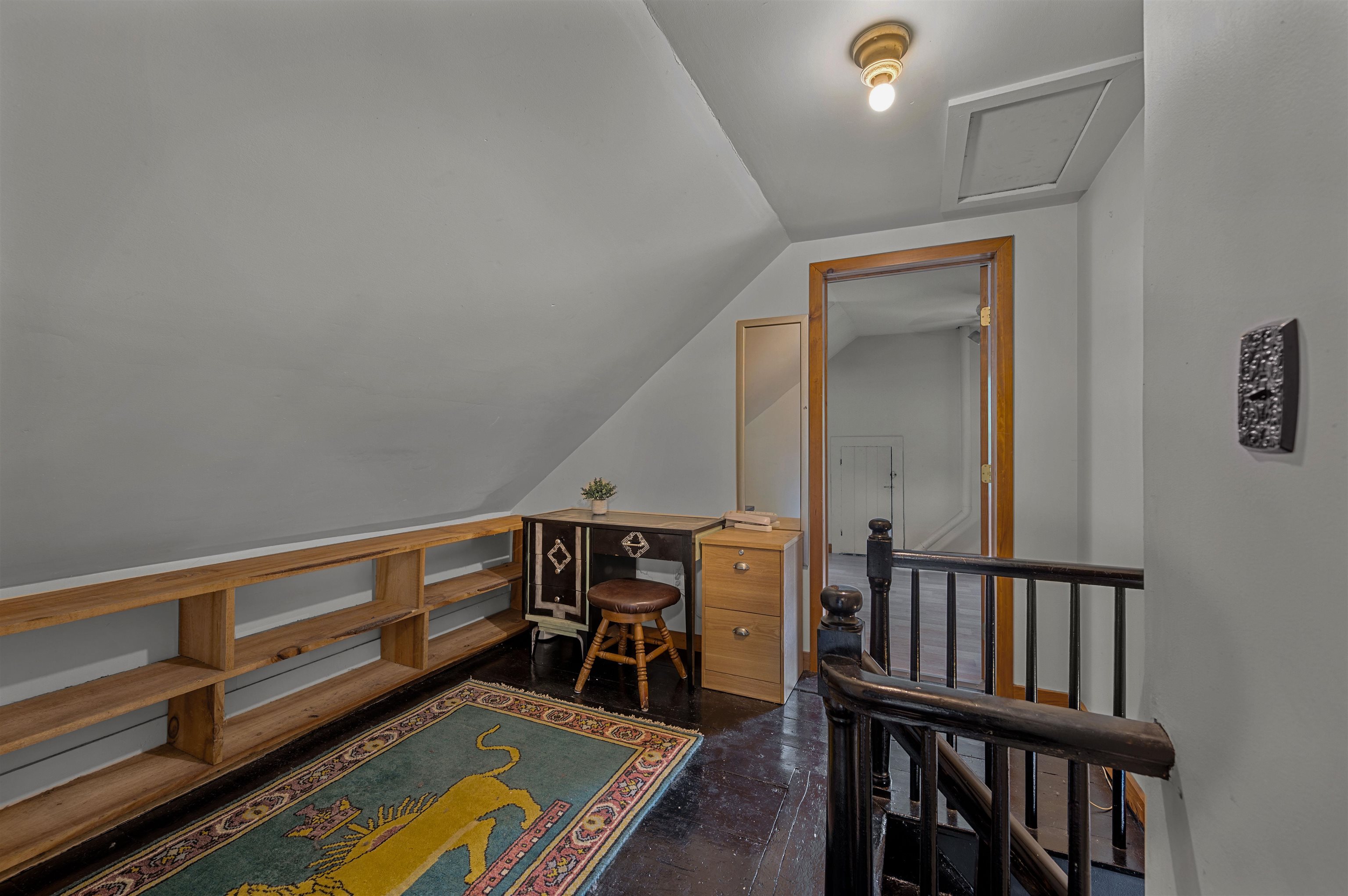 304 Wall Street Property Photo 26