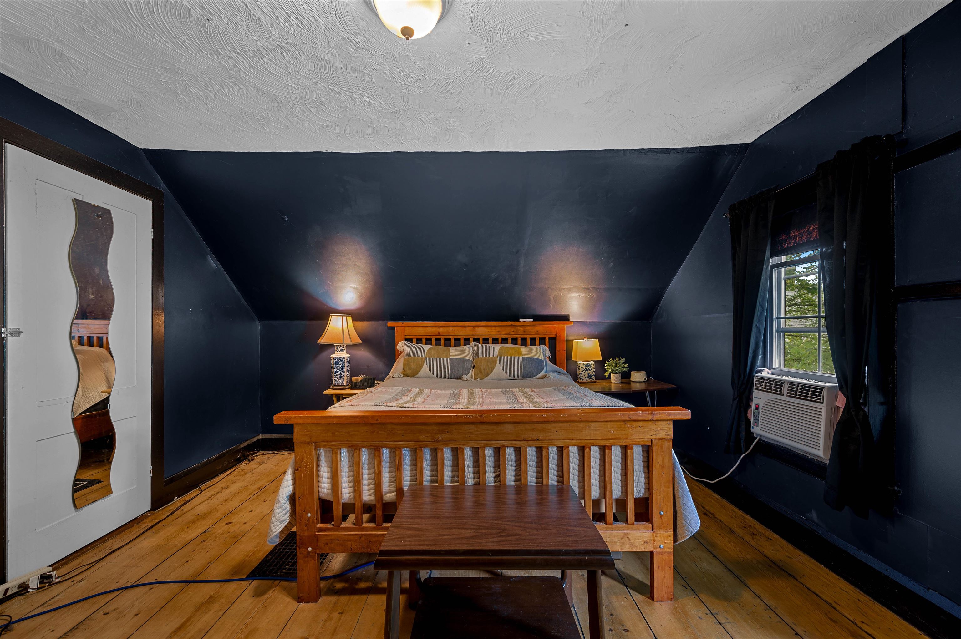 304 Wall Street Property Photo 29