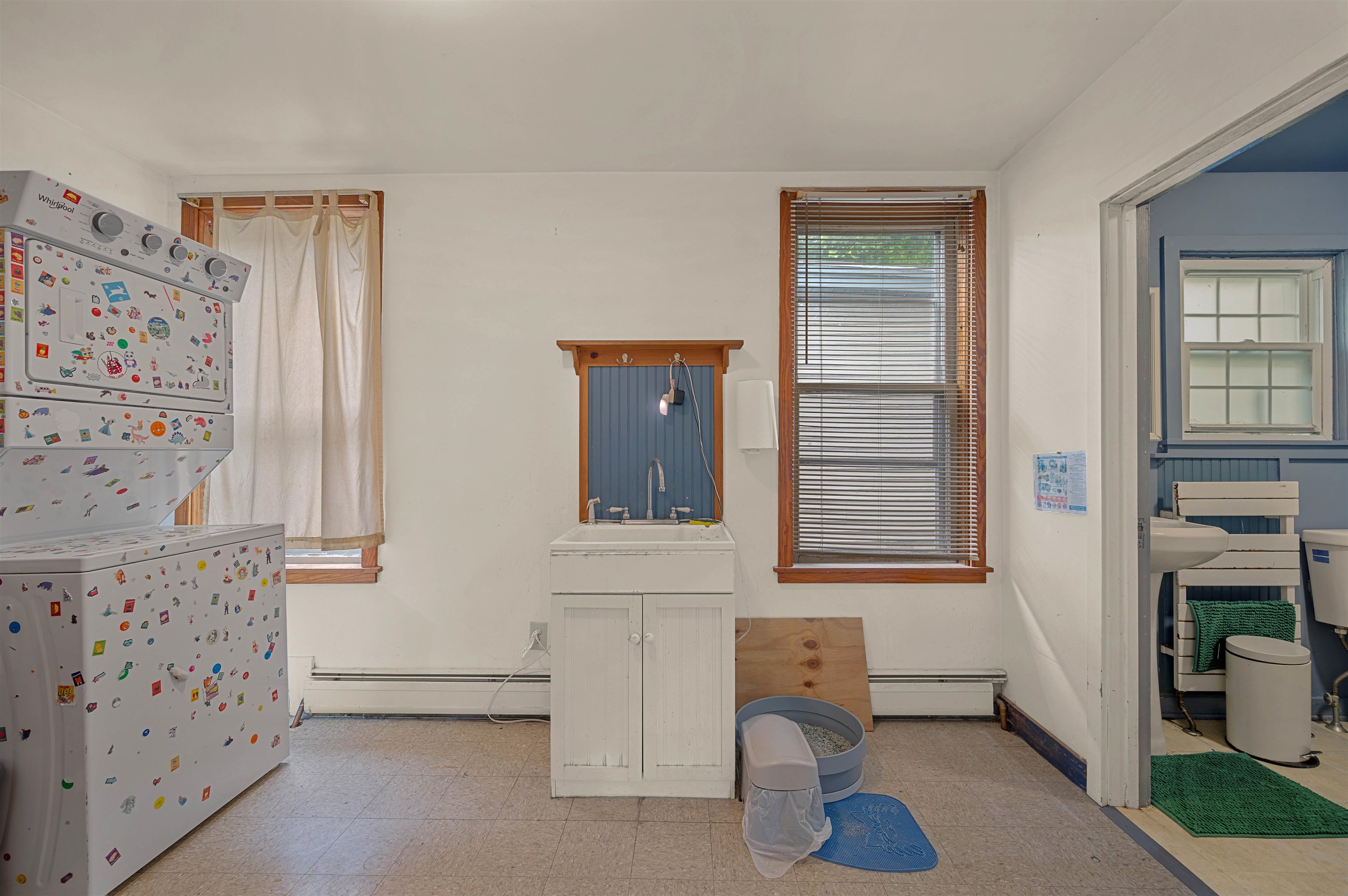 304 Wall Street Property Photo 36