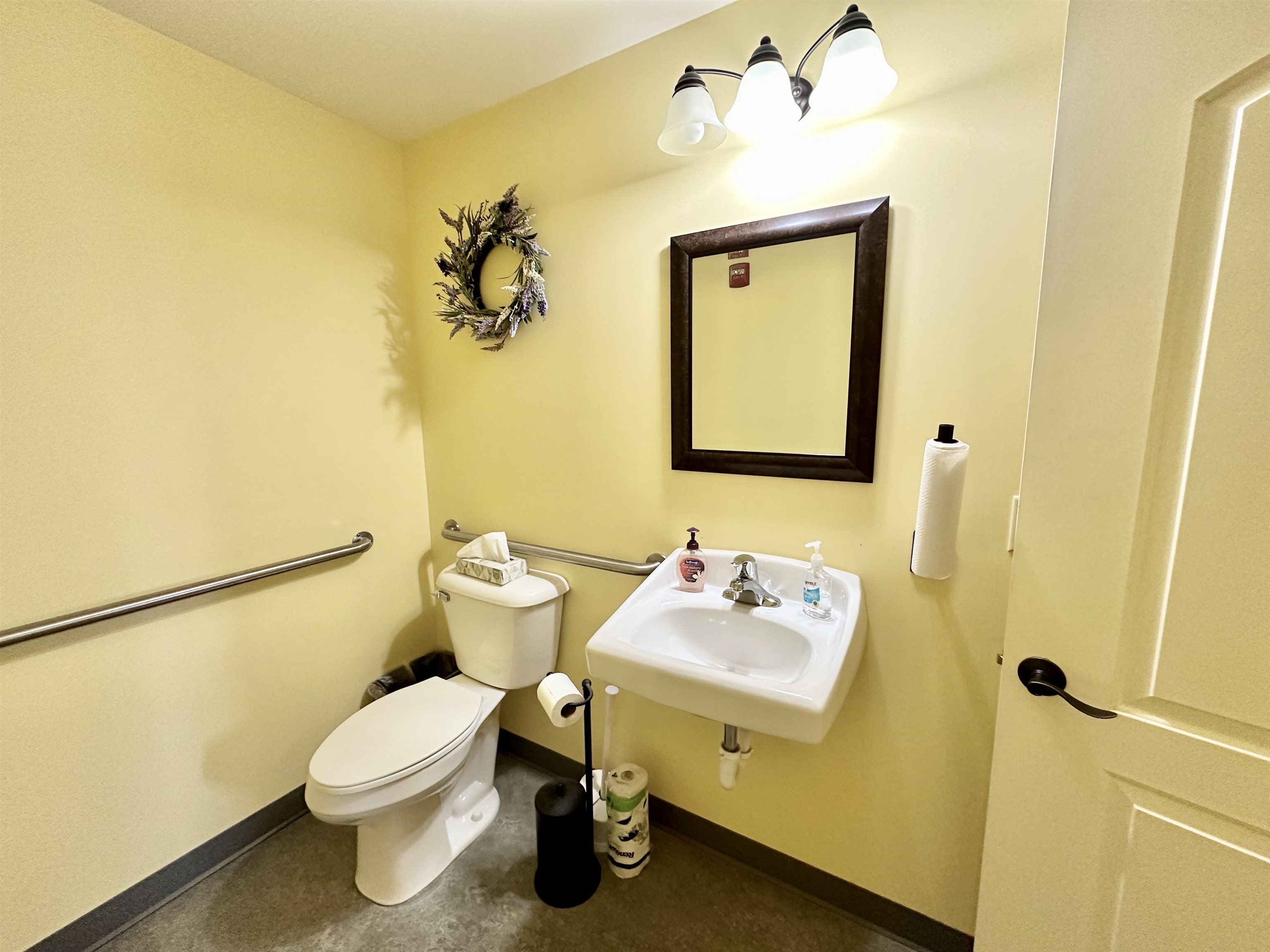 60 Lake Street Property Photo 24