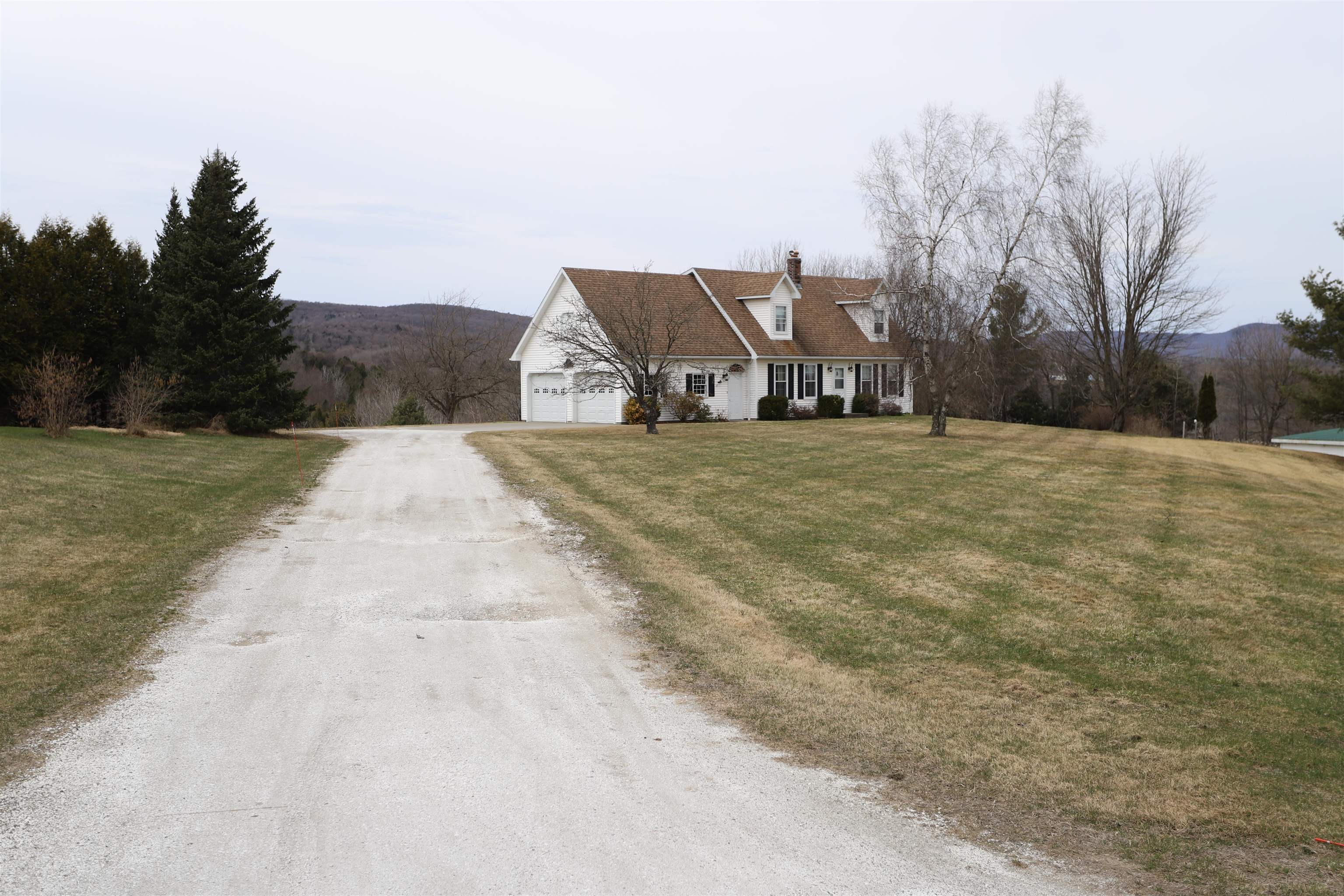 148 Memphremagog Views Property Photo 1
