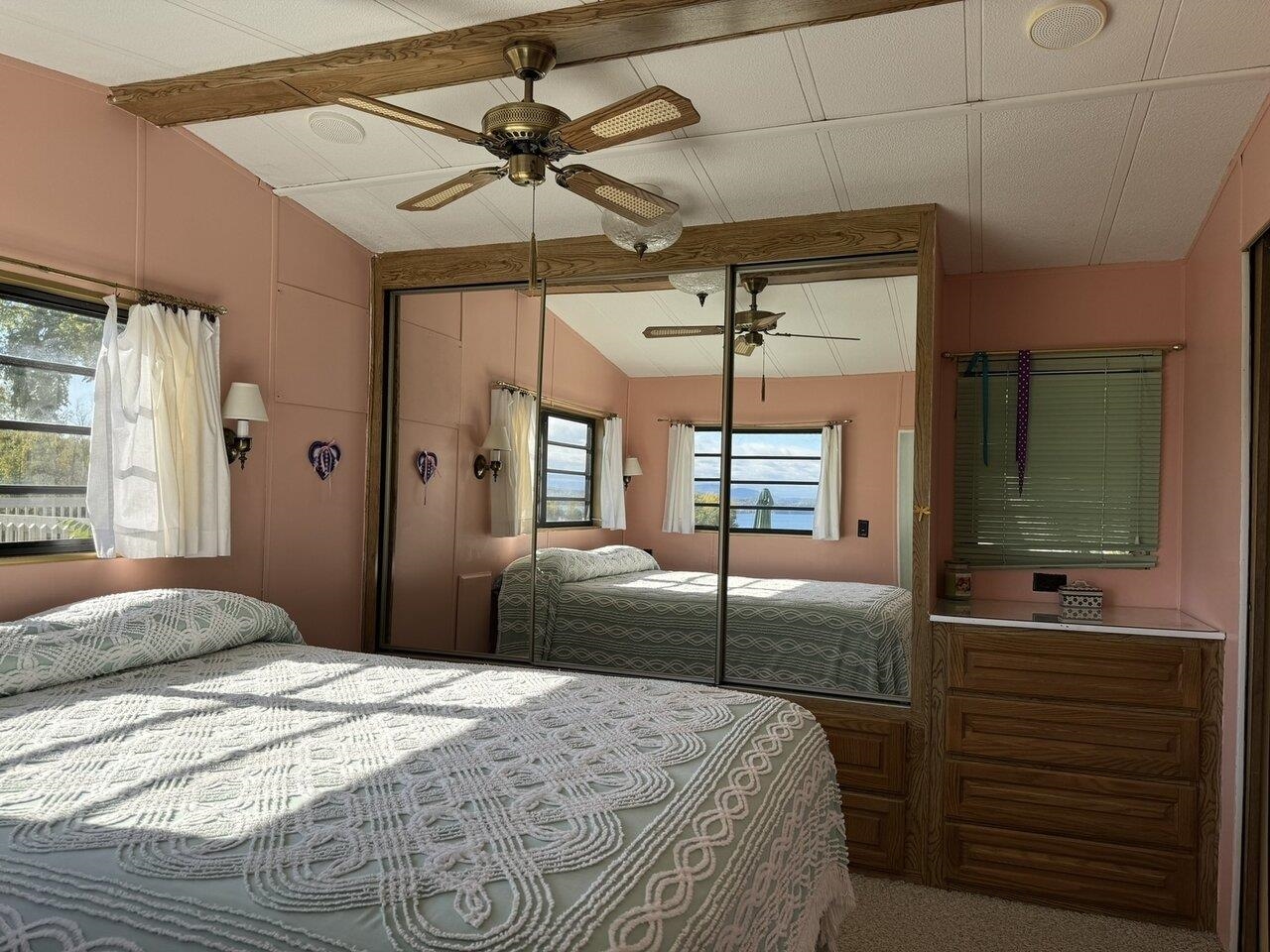 22 Empire Circle Property Photo 18
