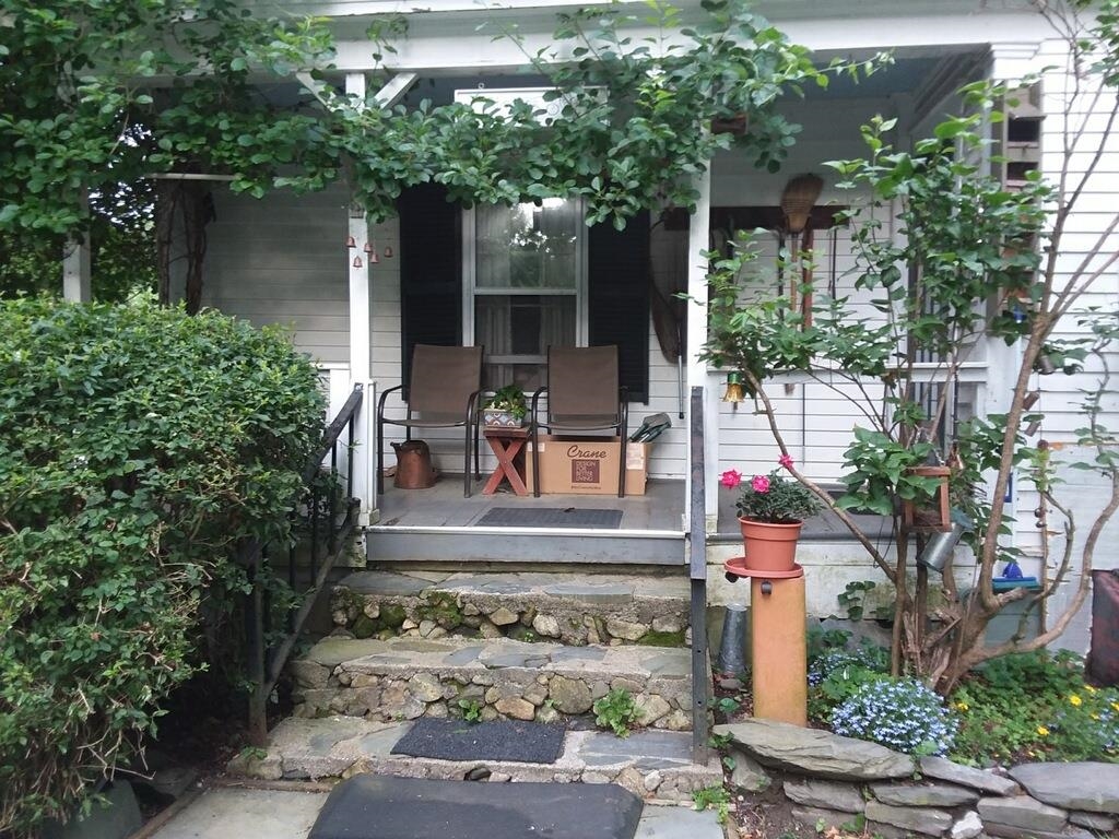 668 Urquhart Road Property Photo 2