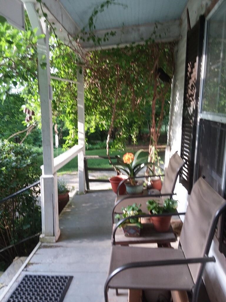668 Urquhart Road Property Photo 3