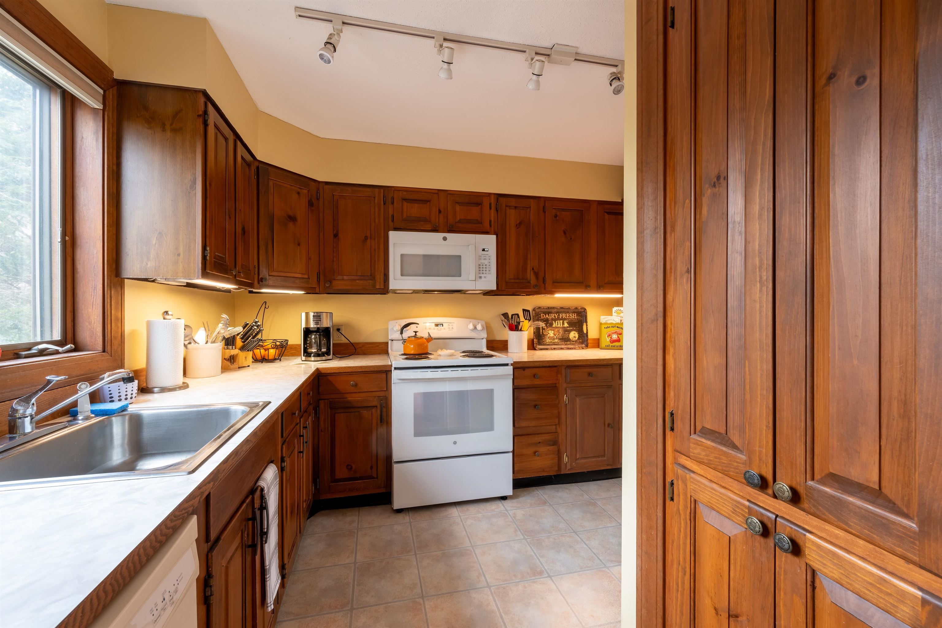 355 Lyman Batcheller Road Property Photo 13