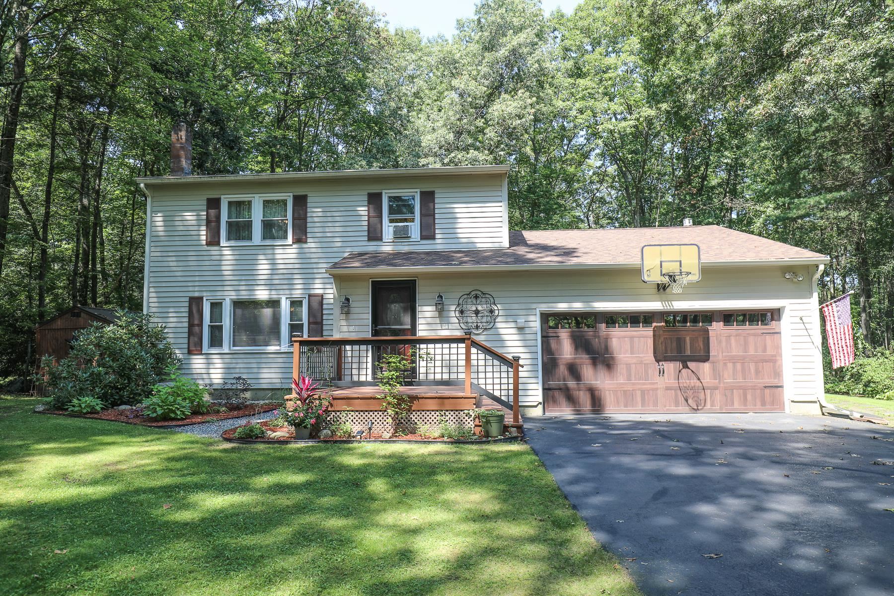 7 Pheasant Run Property Photo 1