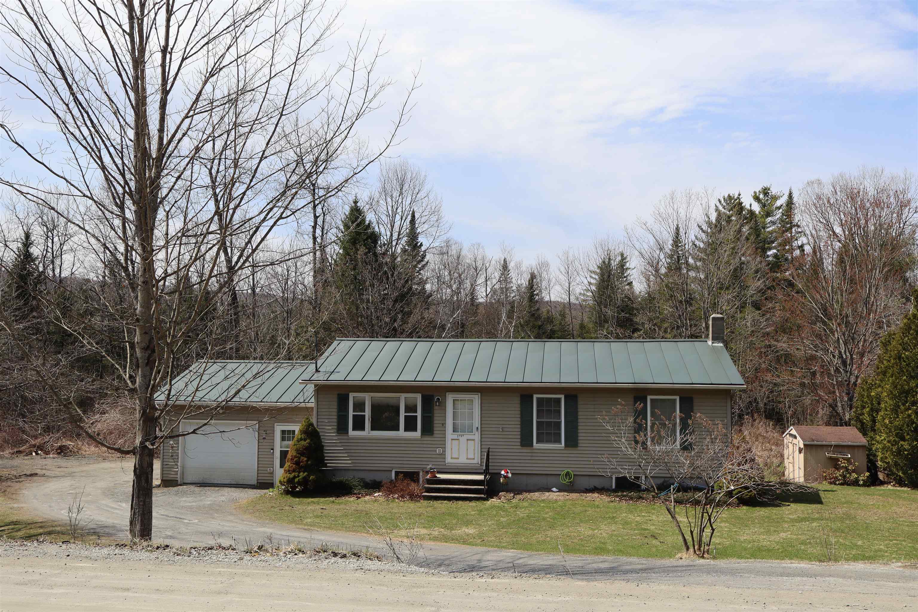 2757 Paine Turnpike South Property Photo 1