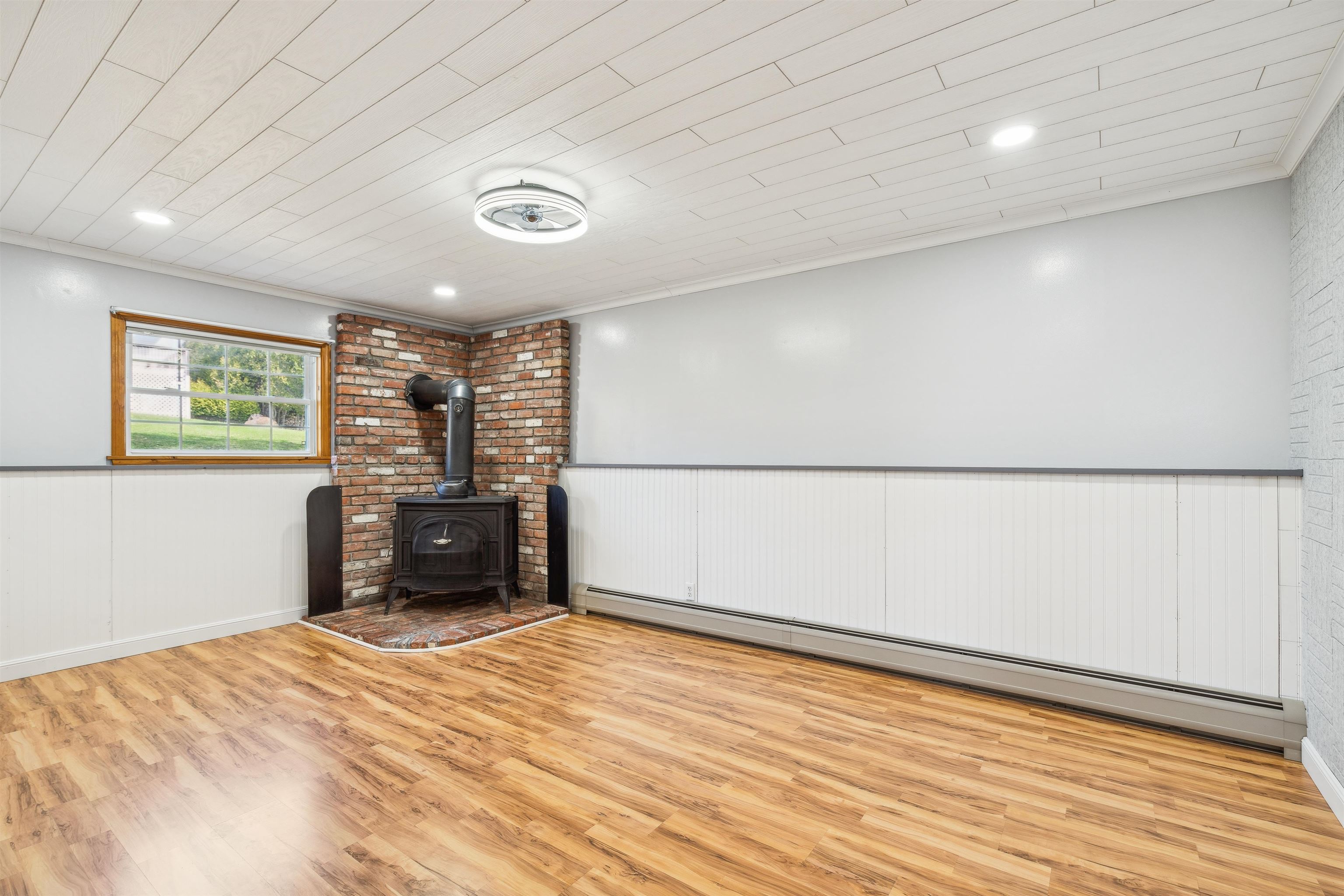 1 Grace Avenue Property Photo 26