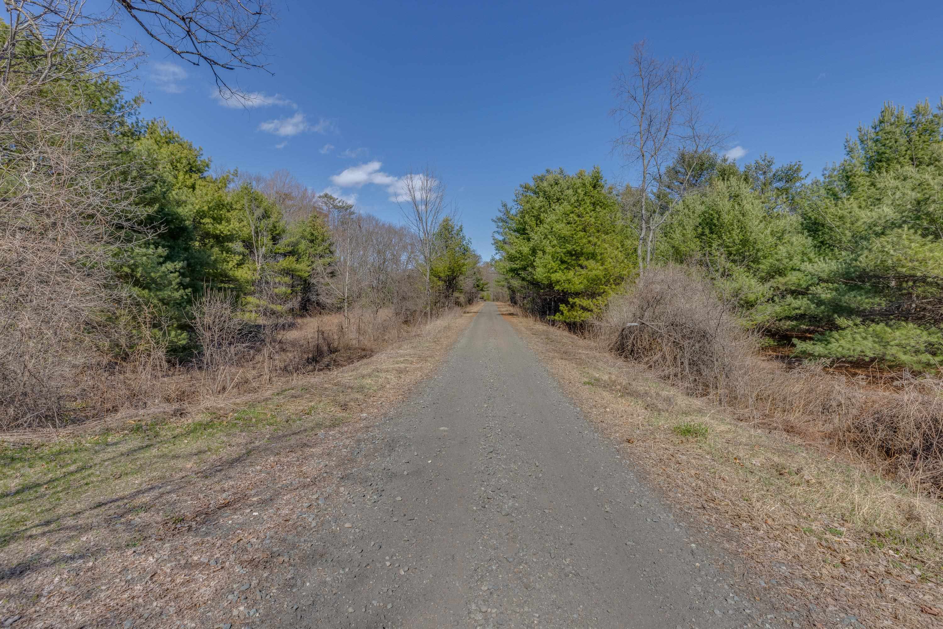1502 River Road Property Photo 9