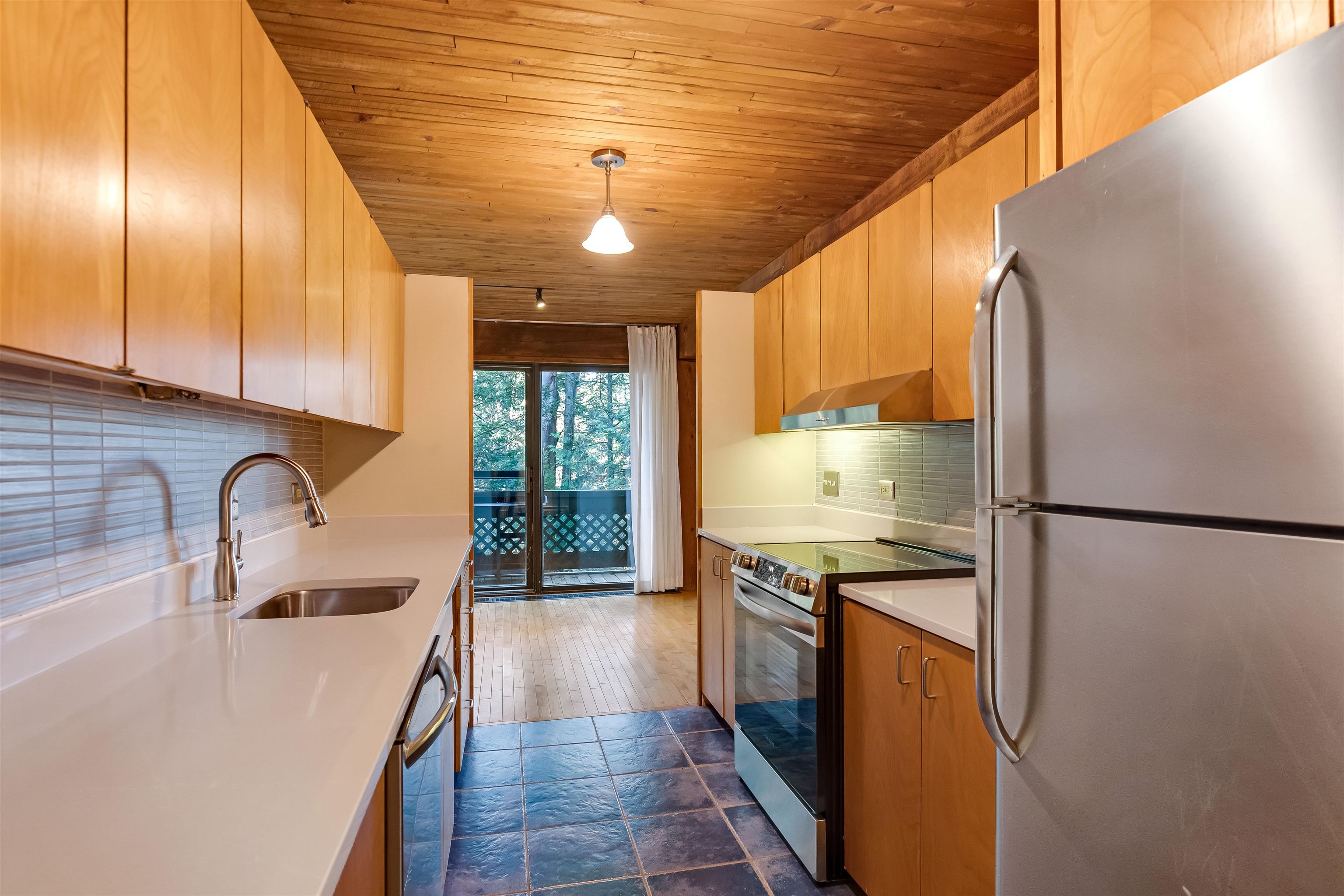 122 Redrock Drive Property Photo 11