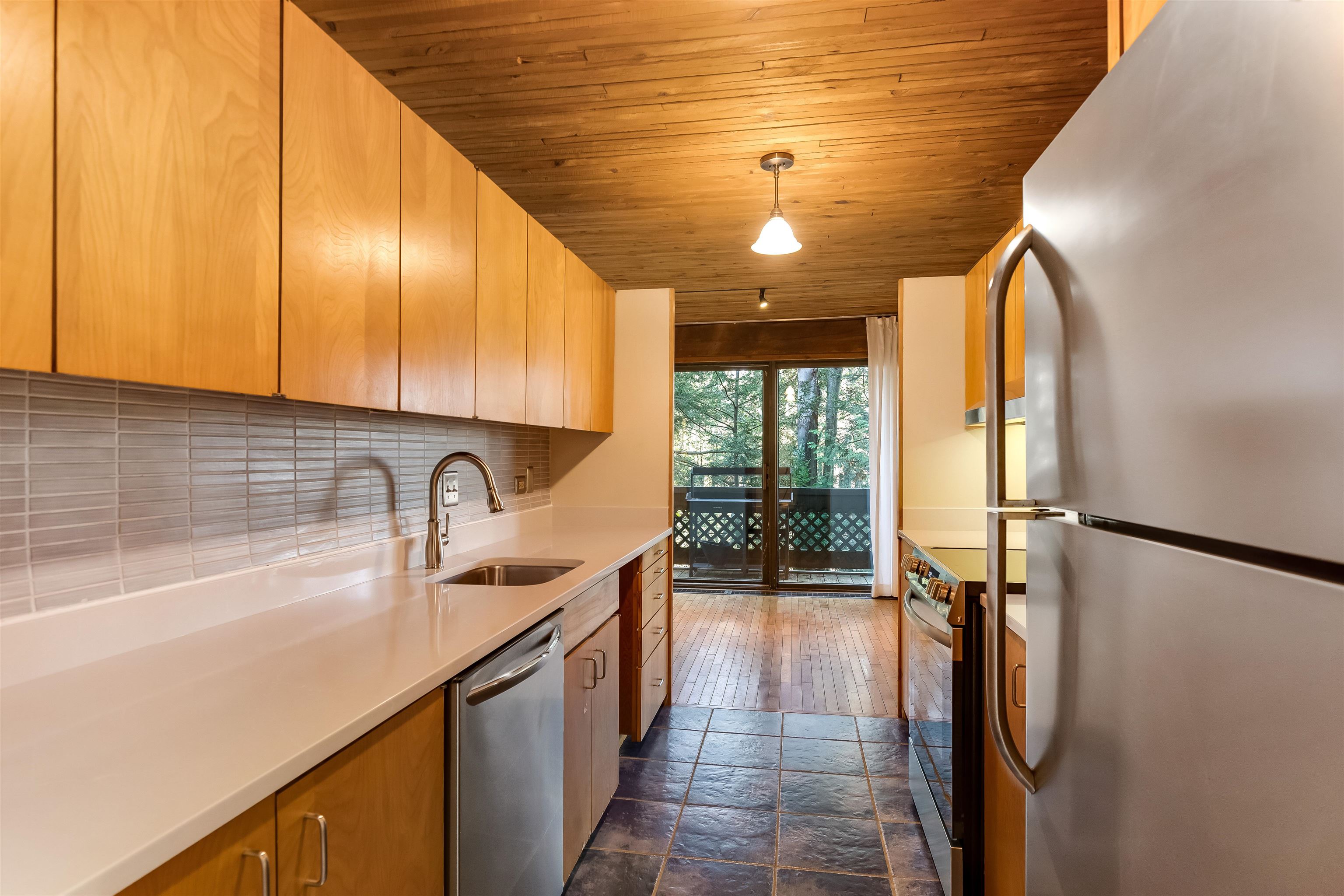 122 Redrock Drive Property Photo 13