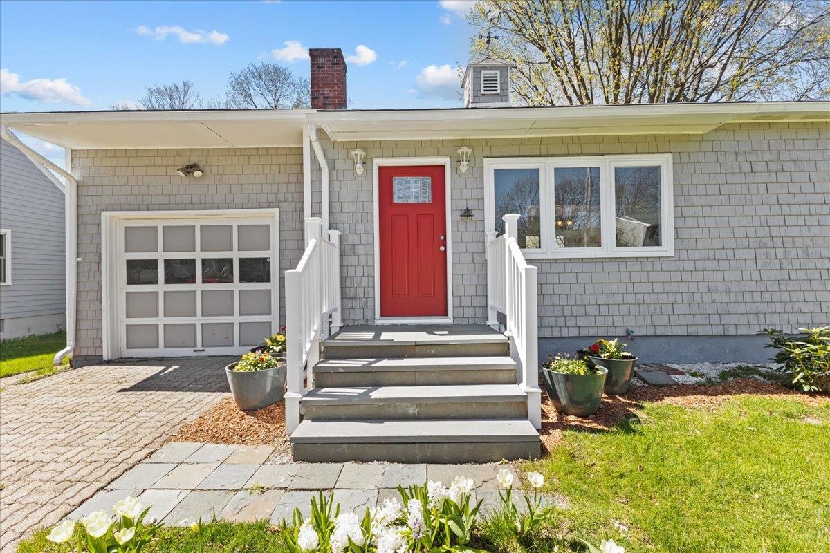 11 Duchess Avenue Property Photo 2