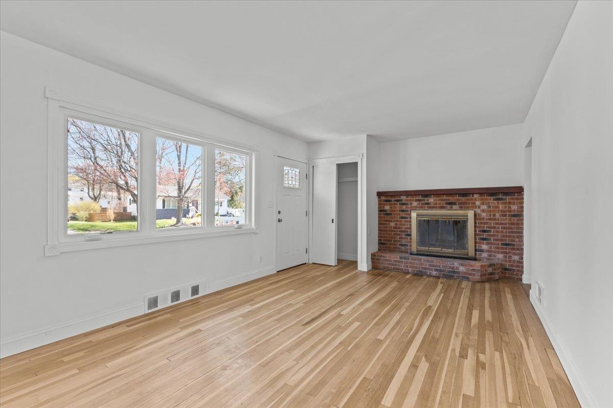 11 Duchess Avenue Property Photo 4
