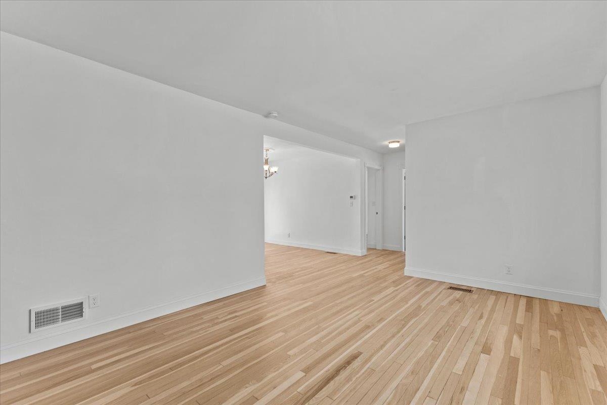 11 Duchess Avenue Property Photo 6