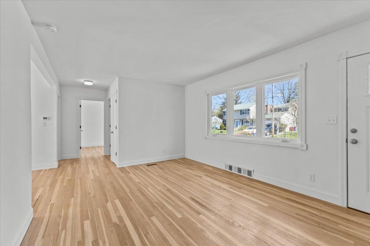 11 Duchess Avenue Property Photo 7